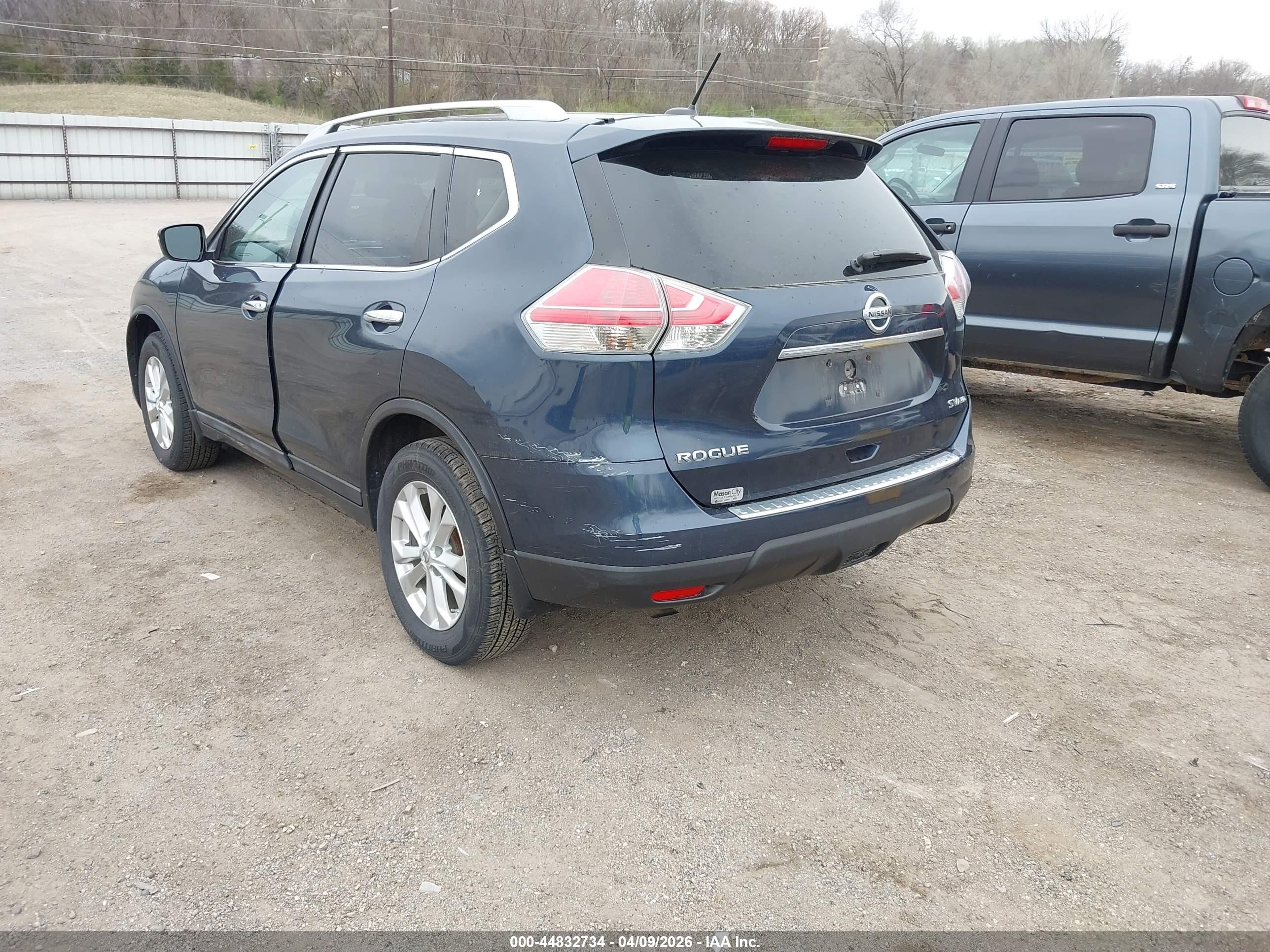 2015 Nissan Rogue Sv Light Blue vin: 5N1AT2MK7FC818816