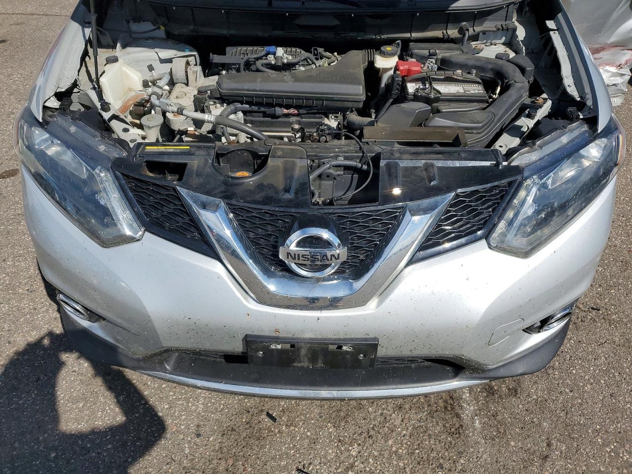 2015 Nissan Rogue Sv Silver vin: 5N1AT2MK7FC899168