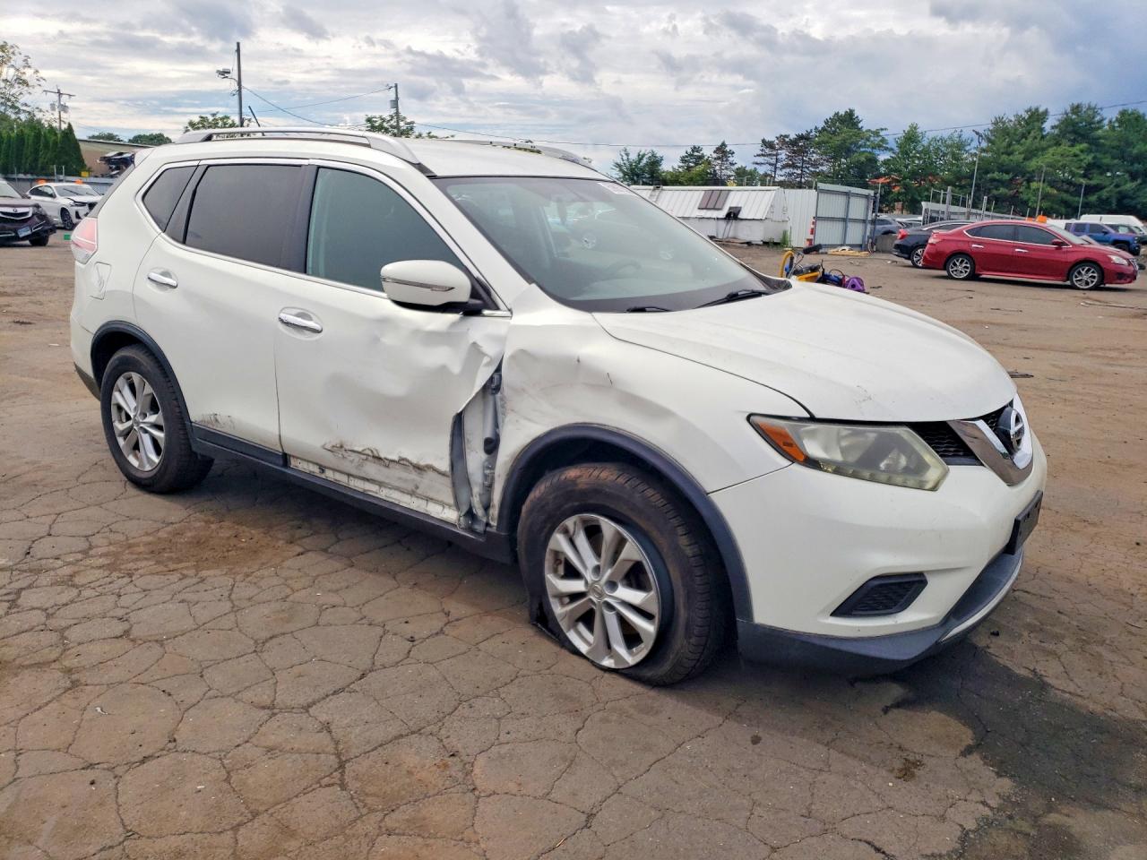 2014 Nissan Rogue Sv White vin: 5N1AT2MK8EC752341