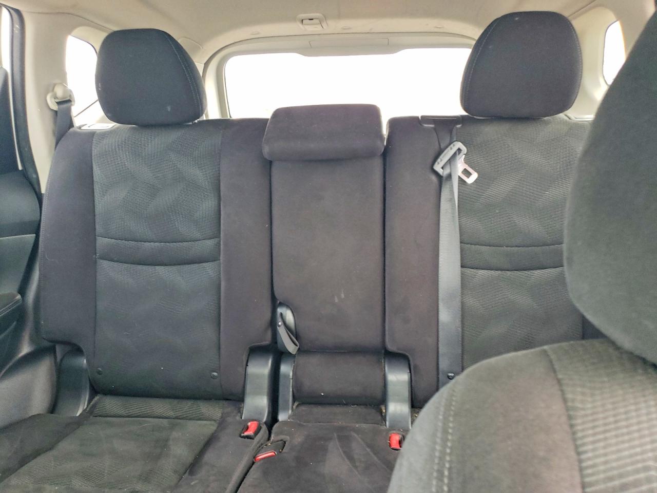 2014 Nissan Rogue Sv White vin: 5N1AT2MK8EC752341