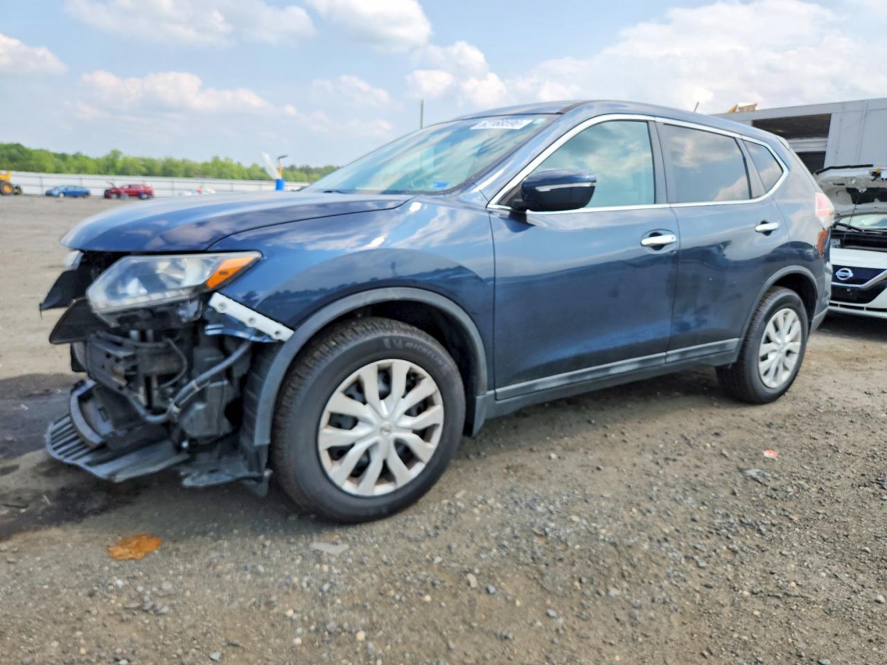 2015 Nissan Rogue S Blue vin: 5N1AT2MK9FC925673