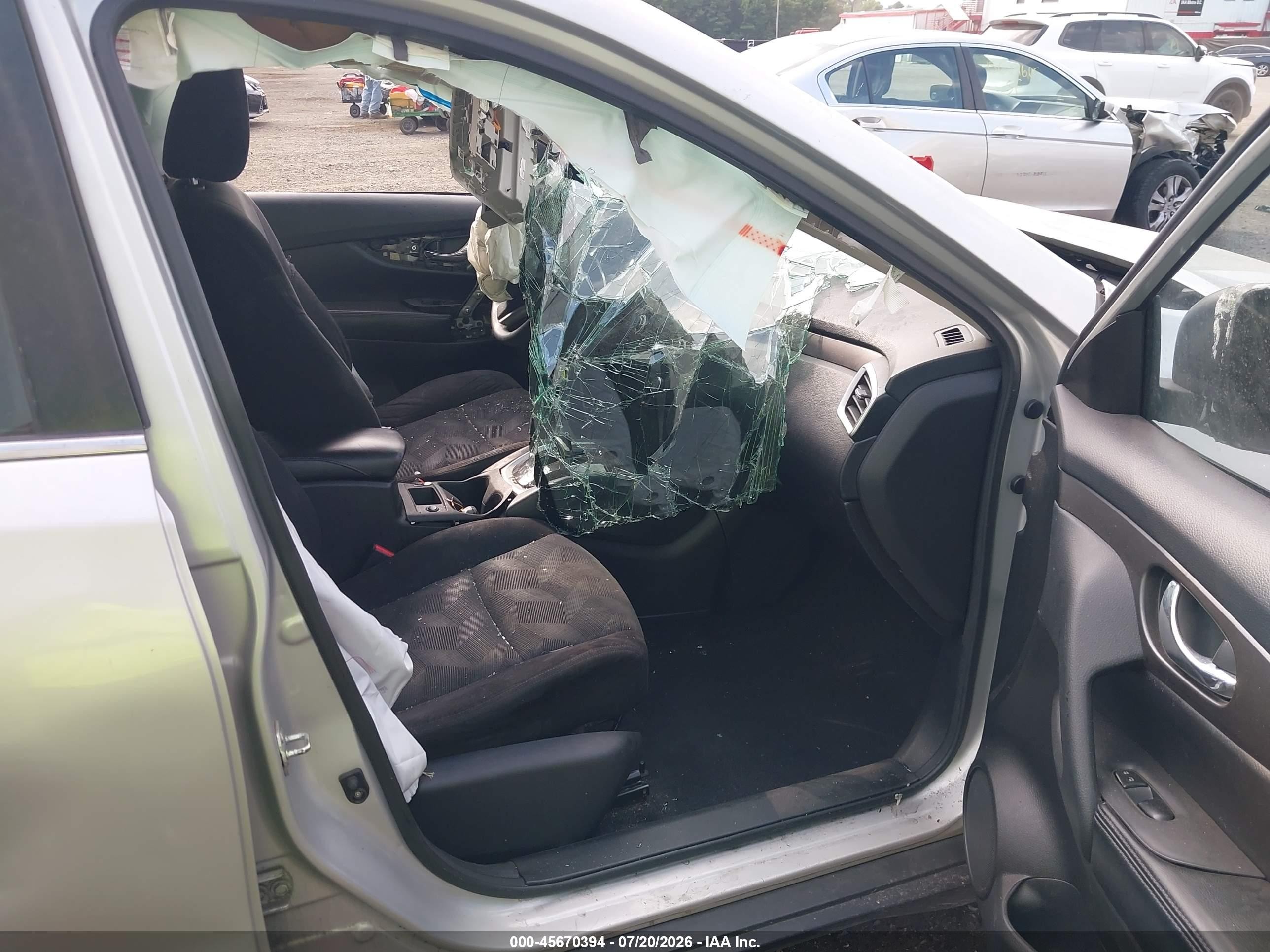 2014 Nissan Rogue Sv Серебряный vin: 5N1AT2MKXEC848410