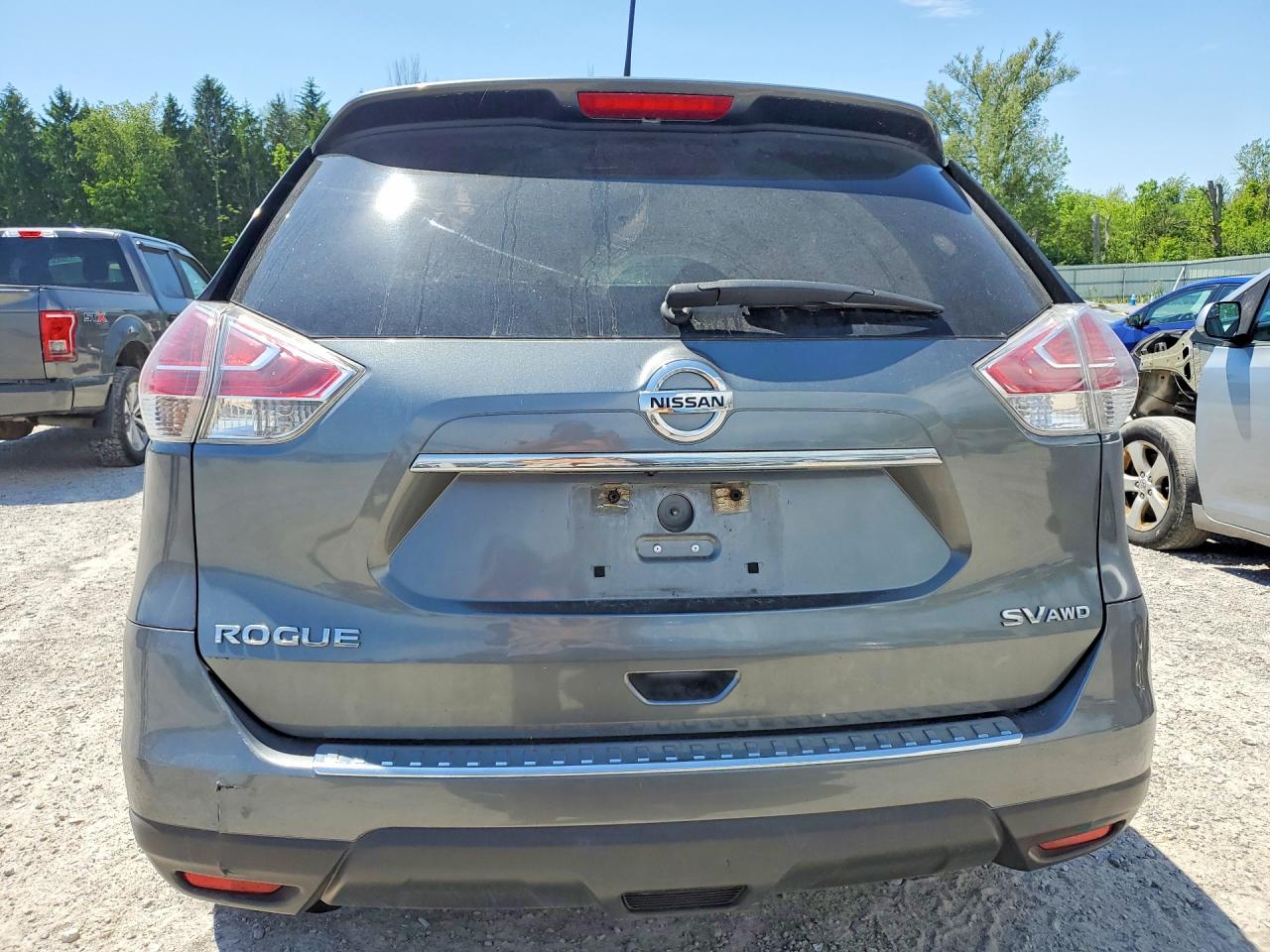 2015 Nissan Rogue Sv Gray vin: 5N1AT2MKXFC795256