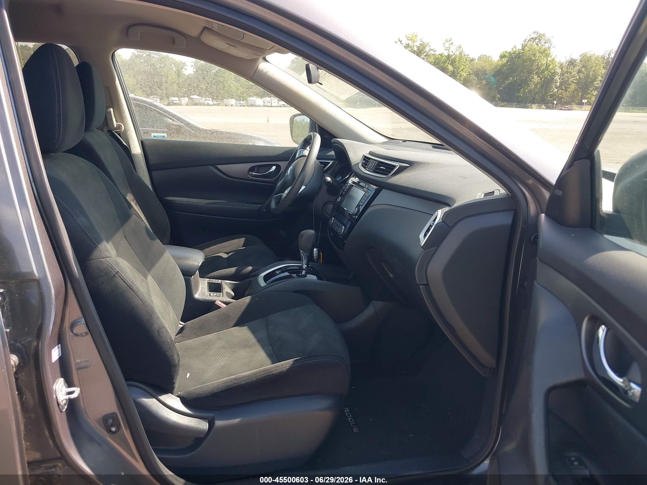 2015 Nissan Rogue Sv Серый vin: 5N1AT2MKXFC865502