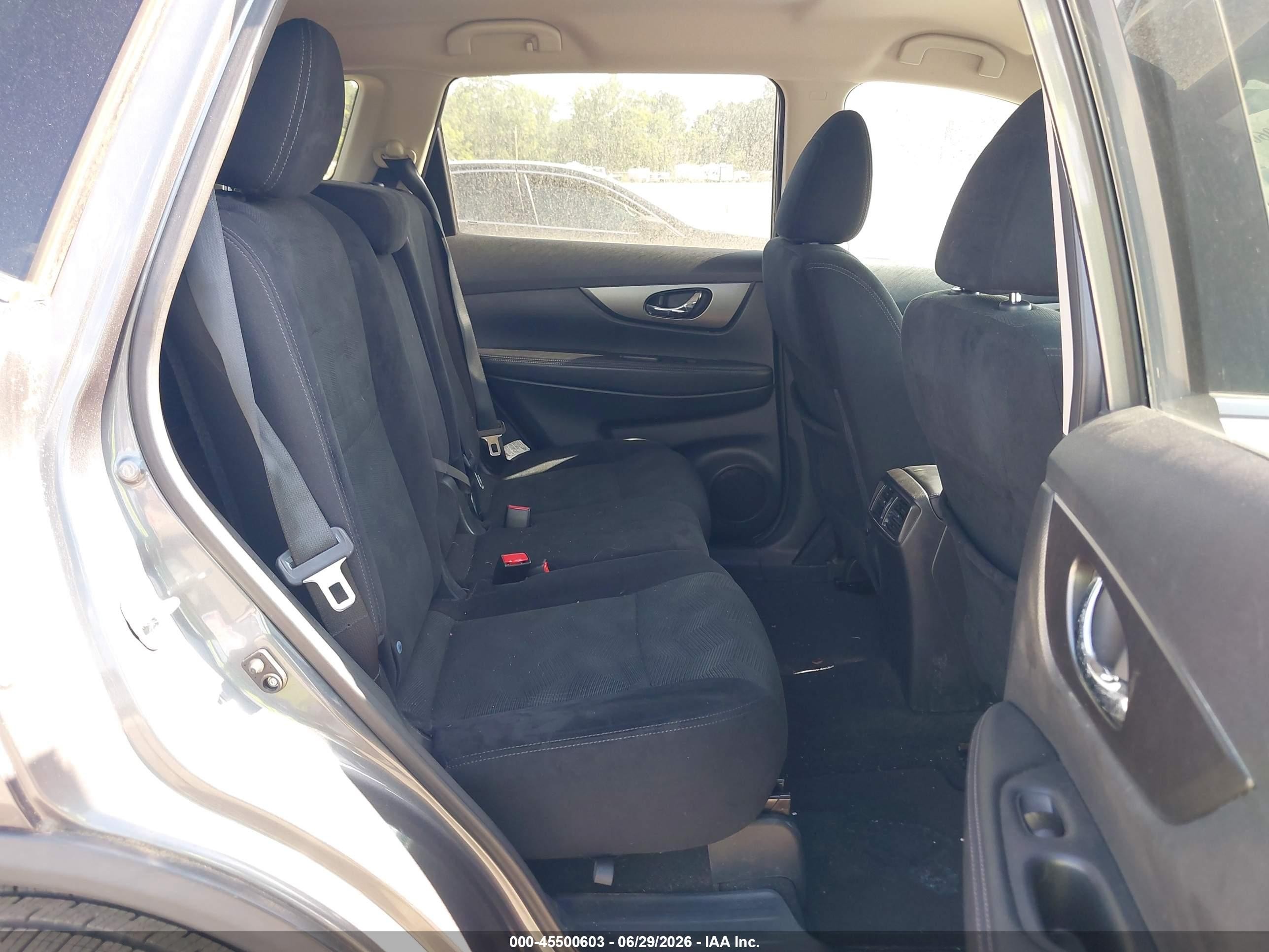 2015 Nissan Rogue Sv Серый vin: 5N1AT2MKXFC865502