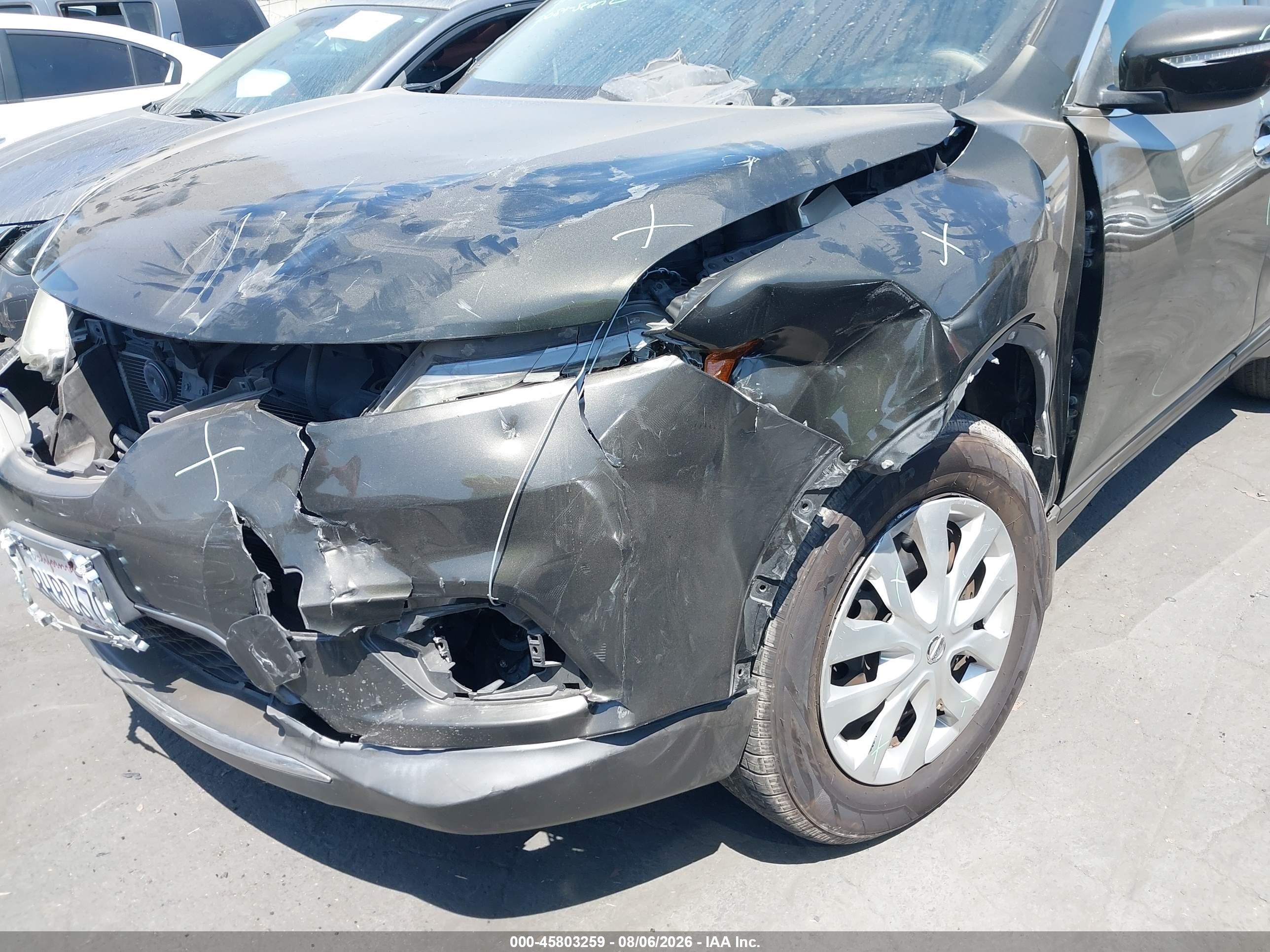 2015 Nissan Rogue S Green vin: 5N1AT2ML0FC849186