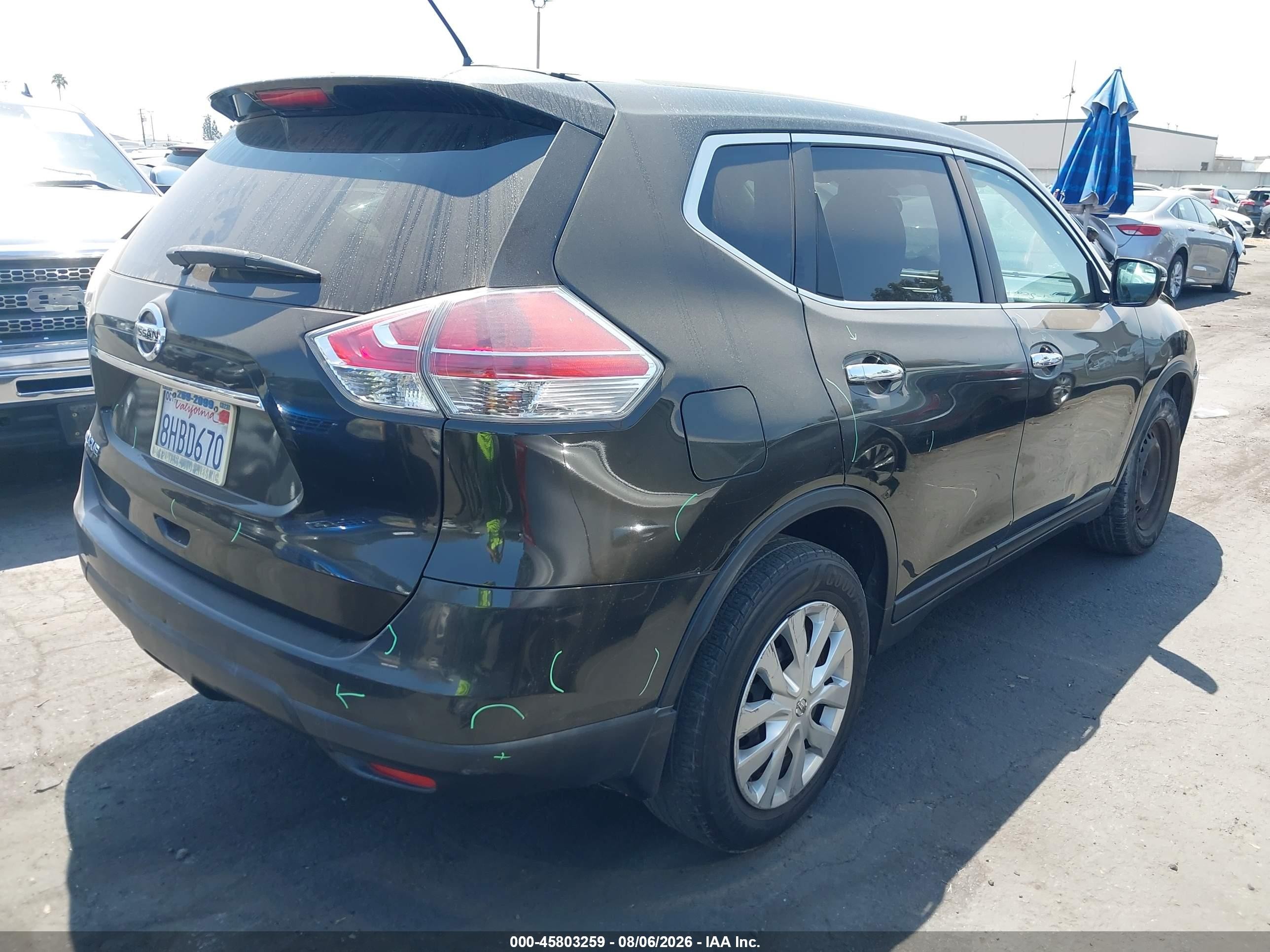 2015 Nissan Rogue S Green vin: 5N1AT2ML0FC849186