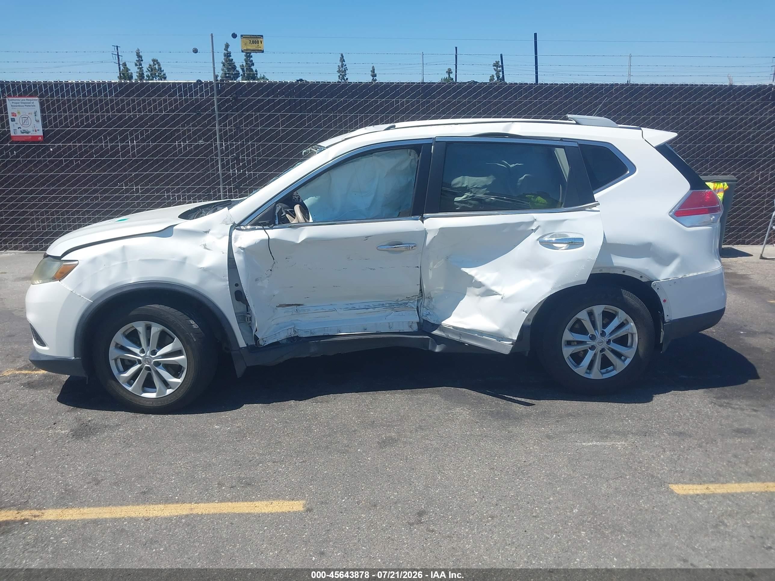 2014 Nissan Rogue Sv White vin: 5N1AT2ML1EC776778