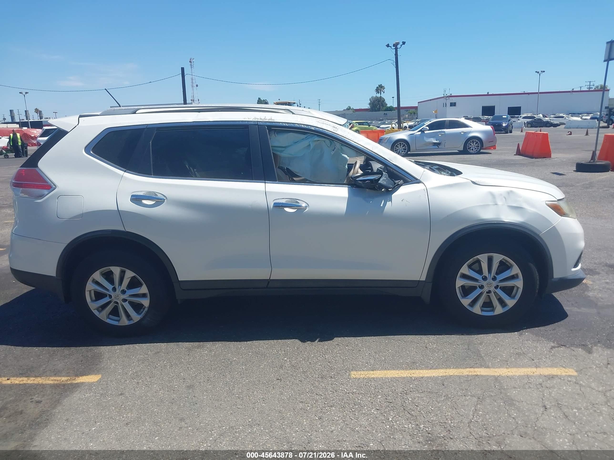 2014 Nissan Rogue Sv White vin: 5N1AT2ML1EC776778