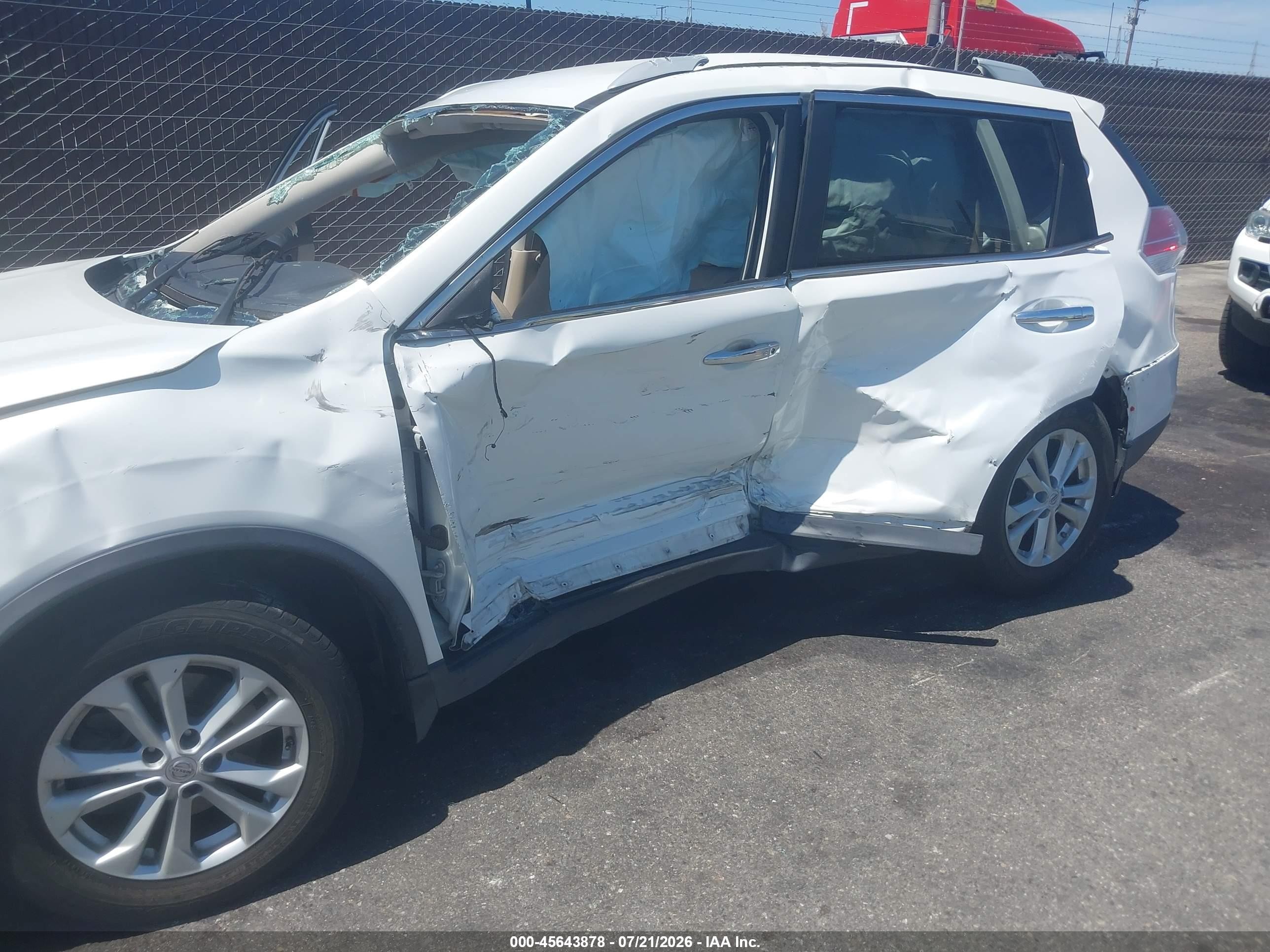2014 Nissan Rogue Sv White vin: 5N1AT2ML1EC776778