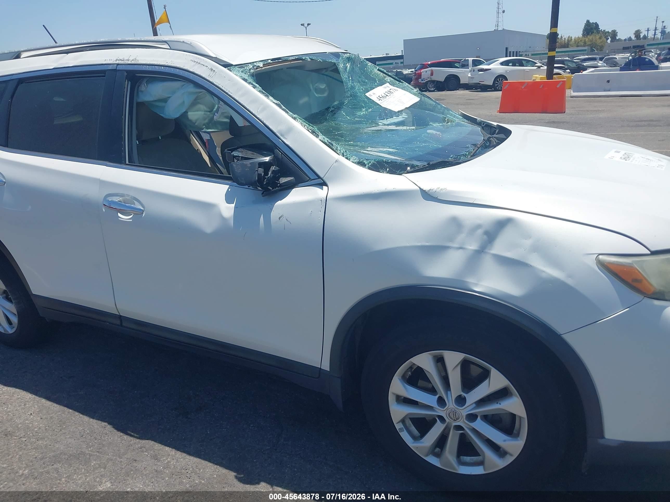 2014 Nissan Rogue Sv White vin: 5N1AT2ML1EC776778
