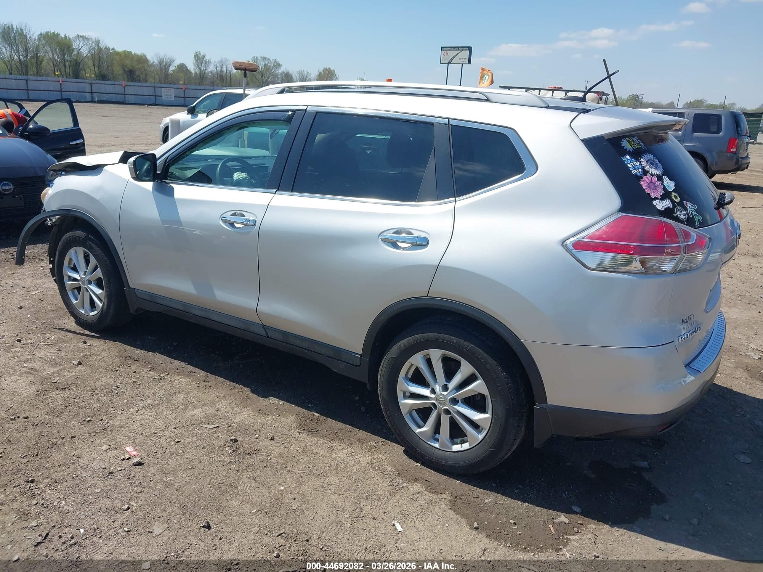 2015 Nissan Rogue Sv Silver vin: 5N1AT2ML1FC793579