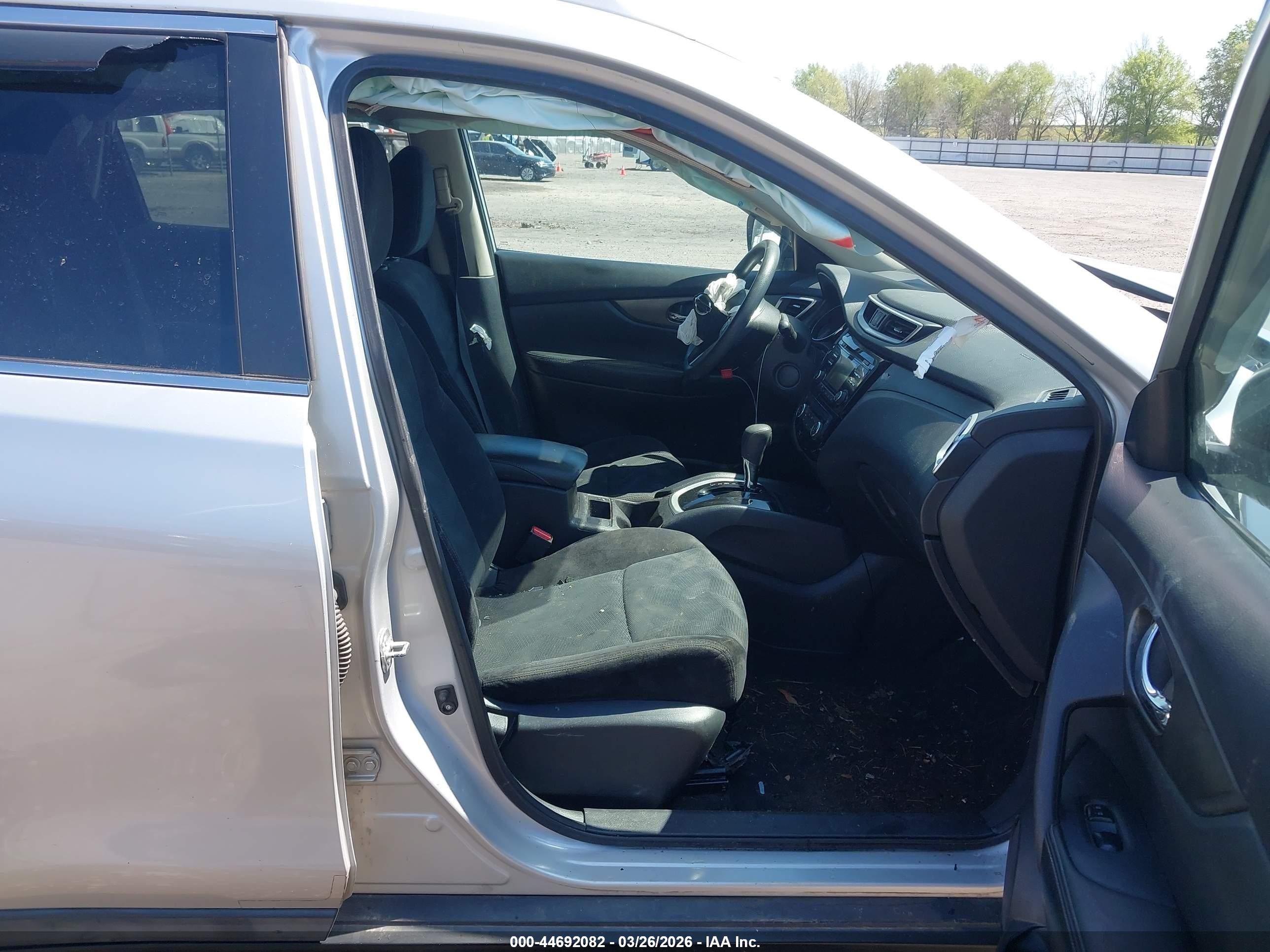 2015 Nissan Rogue Sv Silver vin: 5N1AT2ML1FC793579