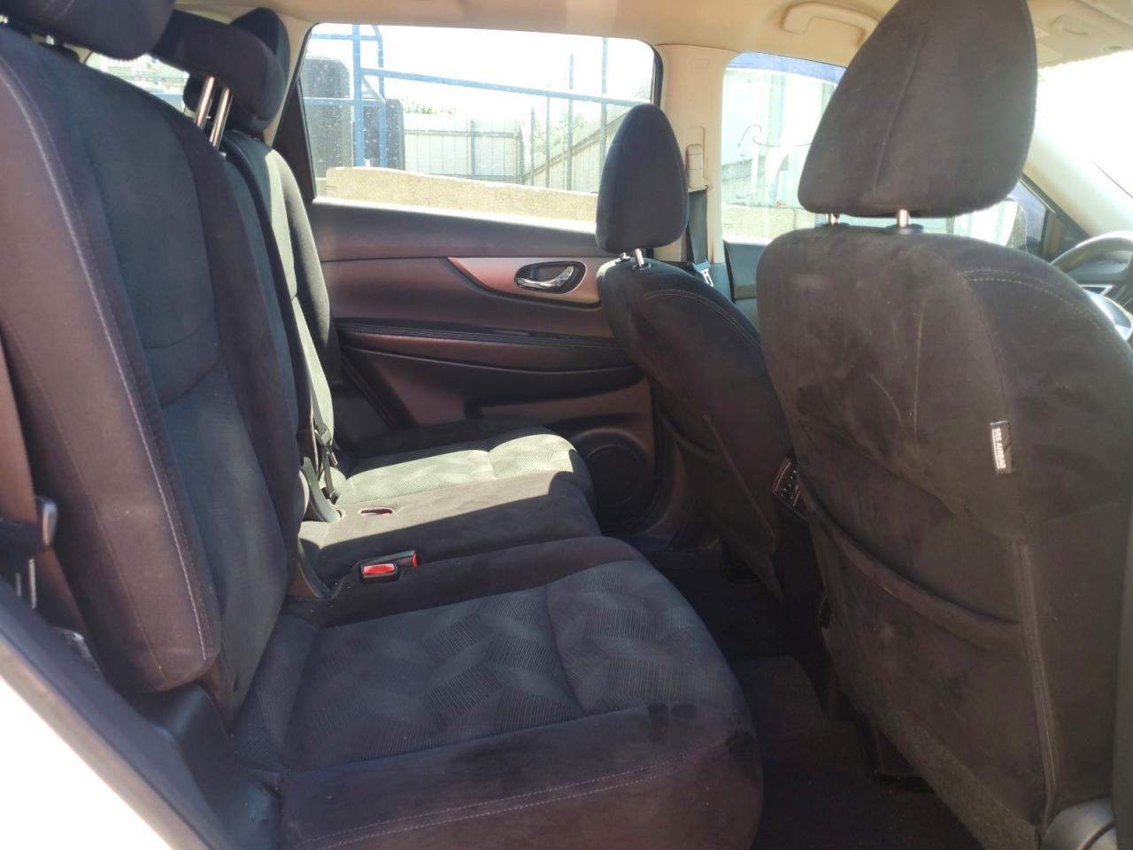 2014 Nissan Rogue Sv Белый vin: 5N1AT2ML2EC773582