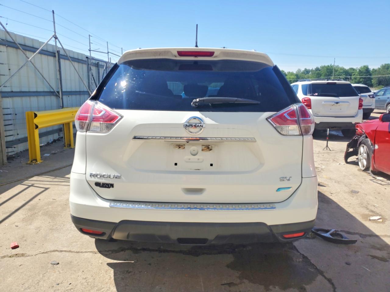 2014 Nissan Rogue Sv Белый vin: 5N1AT2ML2EC773582