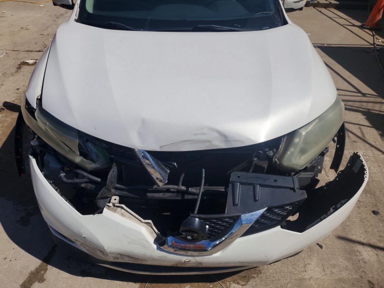 2014 Nissan Rogue Sv Белый vin: 5N1AT2ML2EC773582