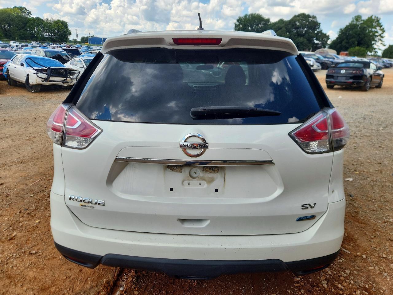 2014 Nissan Rogue Sv Silver vin: 5N1AT2ML2EC774151
