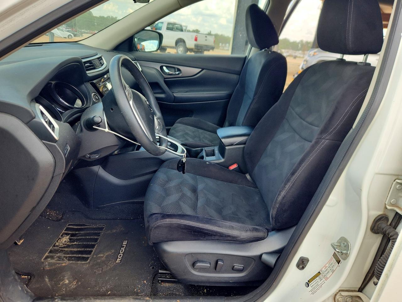 2014 Nissan Rogue Sv Silver vin: 5N1AT2ML2EC774151