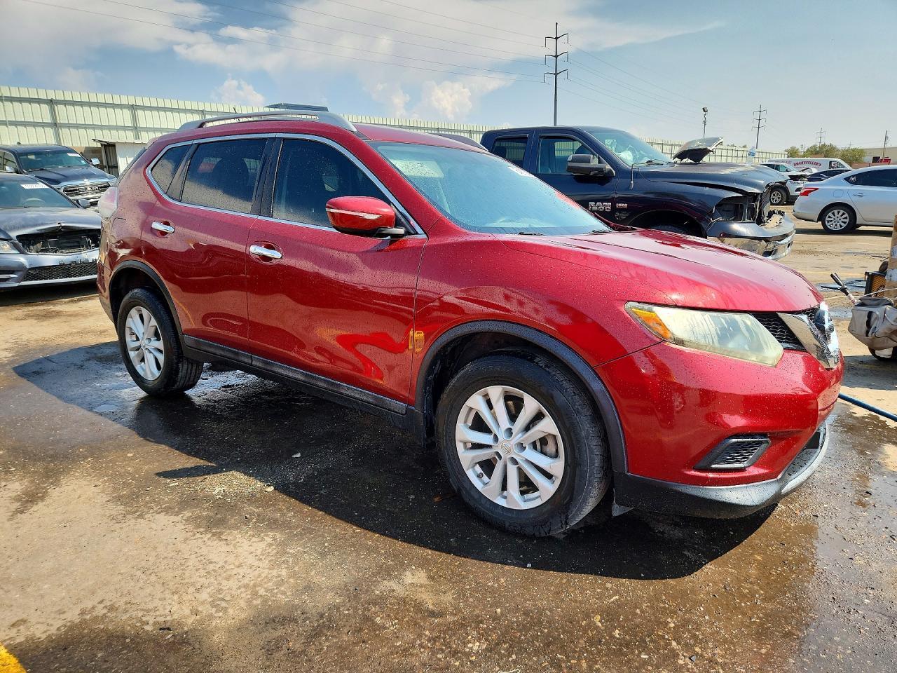 2015 Nissan Rogue Sv Red vin: 5N1AT2ML2FC775253