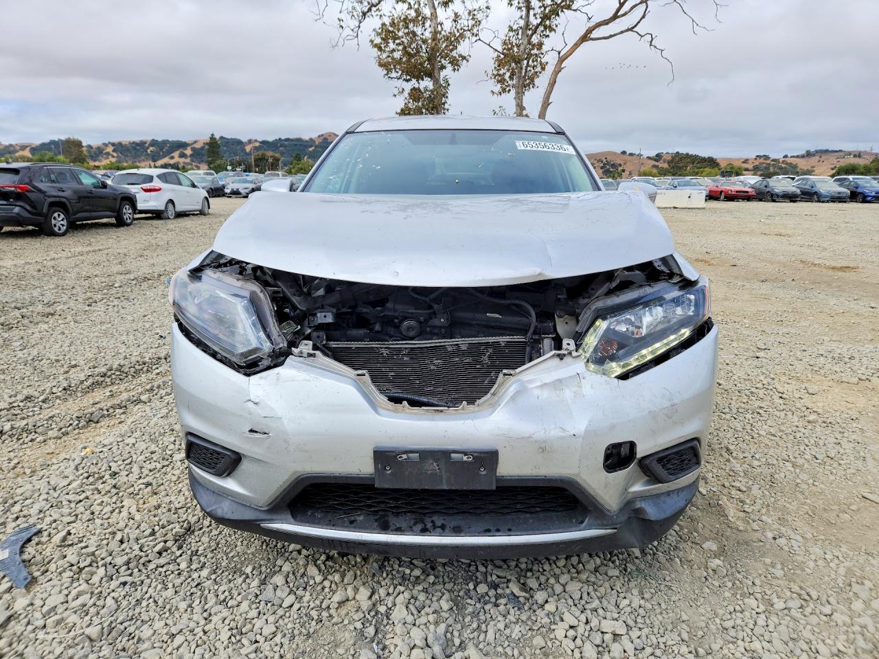 2015 Nissan Rogue S Silver vin: 5N1AT2ML2FC869343