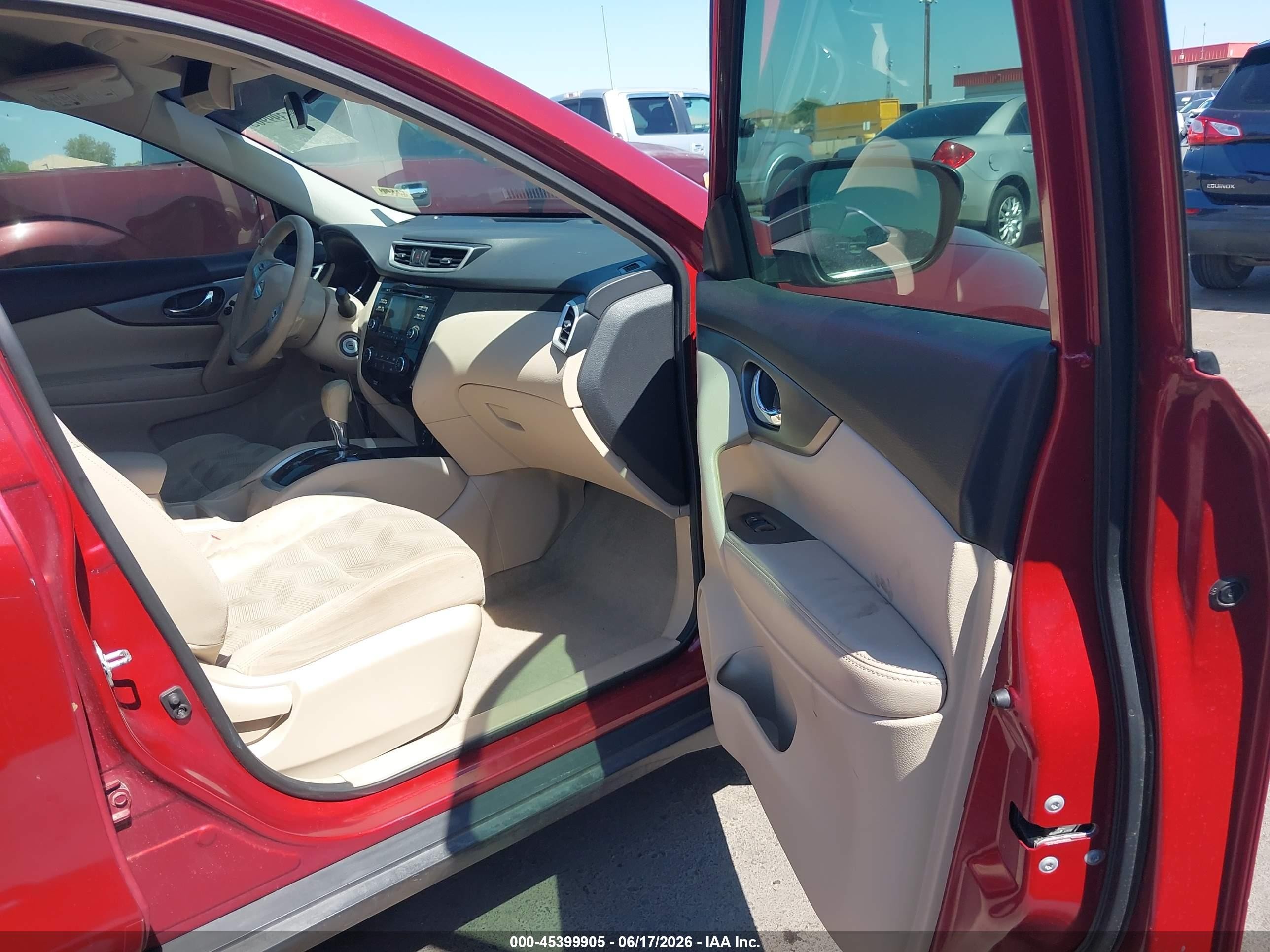 2015 Nissan Rogue S Red vin: 5N1AT2ML2FC914331