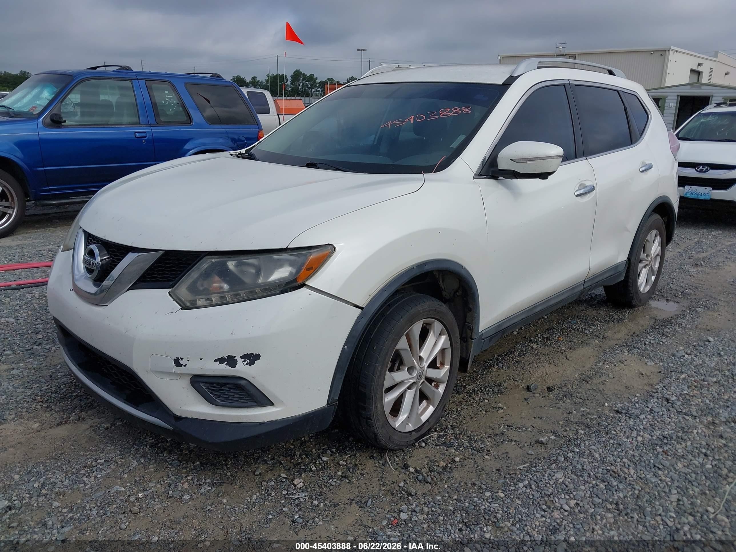 2015 Nissan Rogue Sv White vin: 5N1AT2ML3FC761359