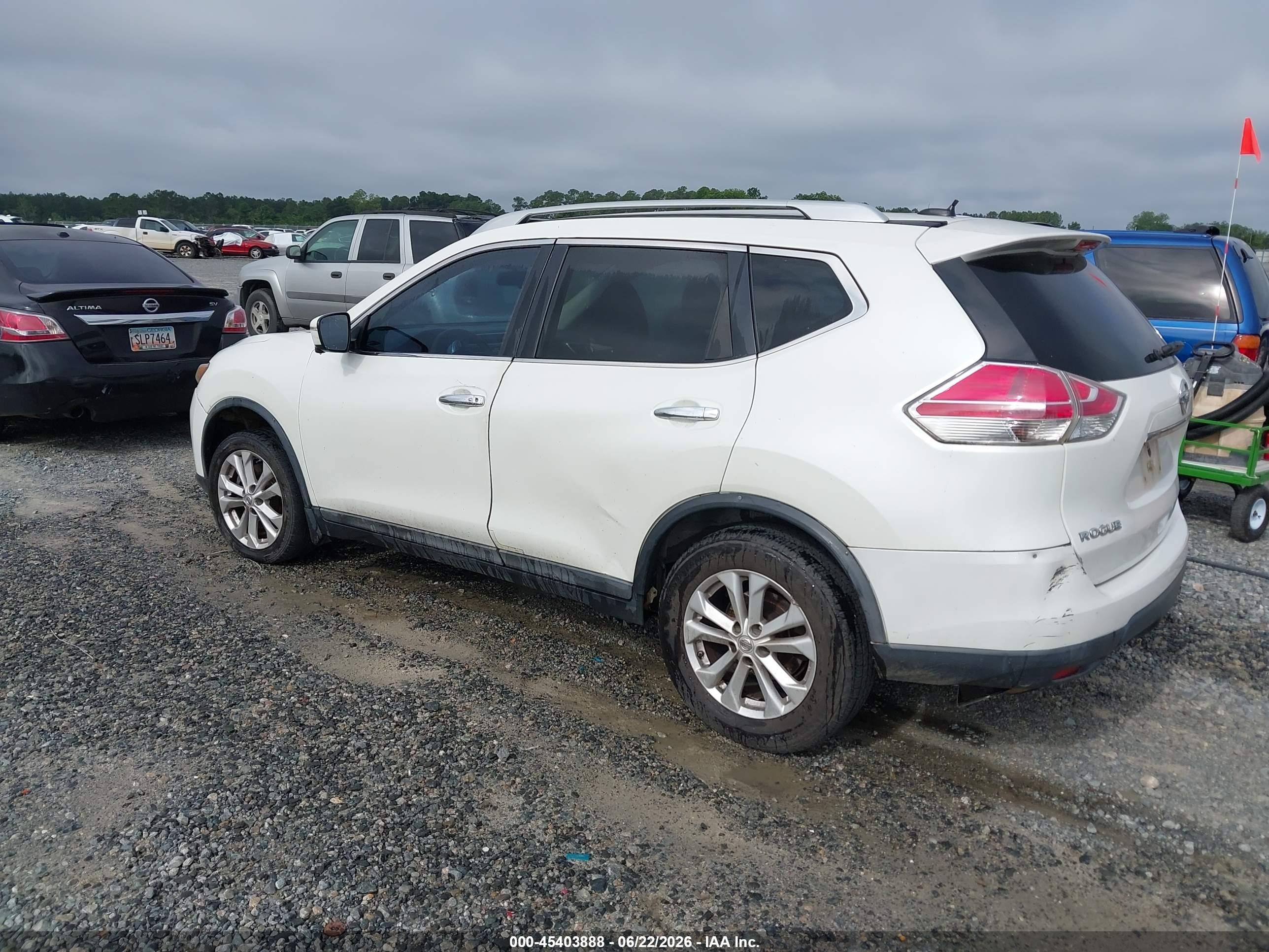 2015 Nissan Rogue Sv White vin: 5N1AT2ML3FC761359
