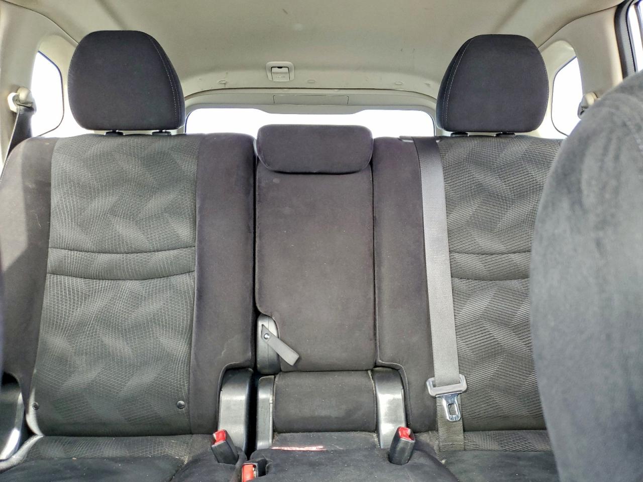 2014 Nissan Rogue S Silver vin: 5N1AT2ML4EC798659