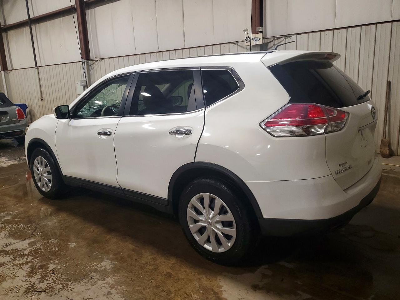 2014 Nissan Rogue S White vin: 5N1AT2ML5EC794247