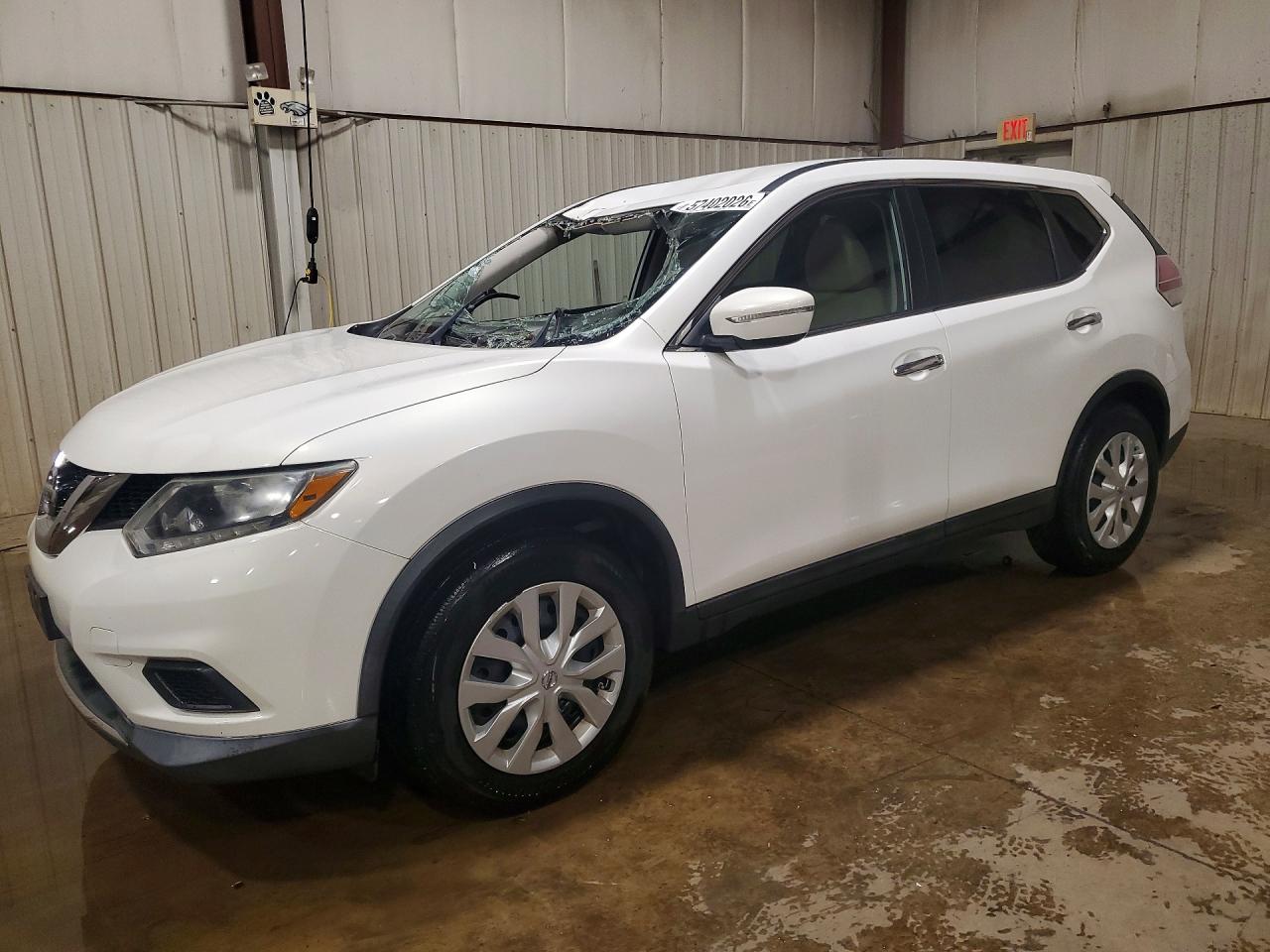 2014 Nissan Rogue S White vin: 5N1AT2ML5EC794247