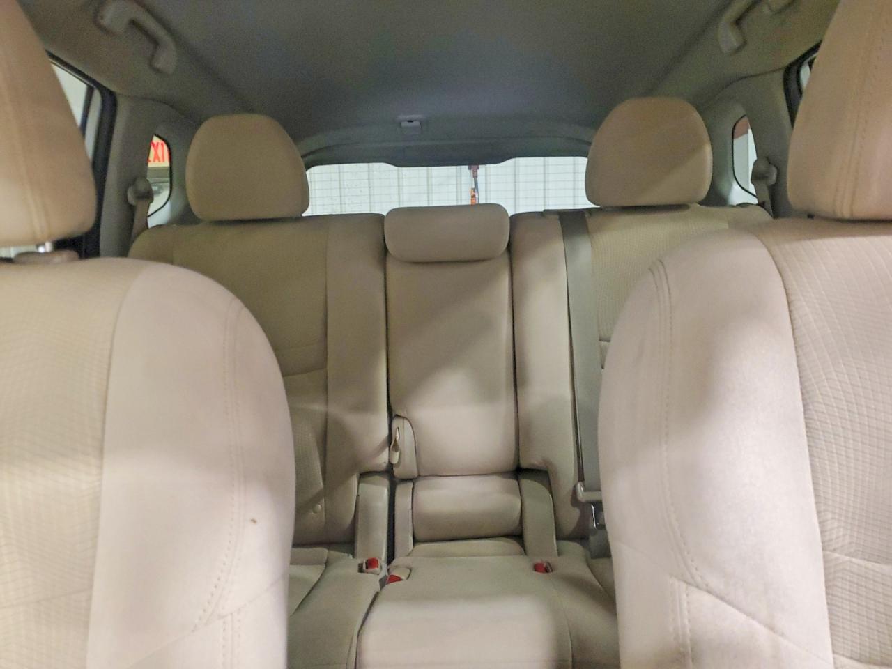 2014 Nissan Rogue S White vin: 5N1AT2ML5EC794247
