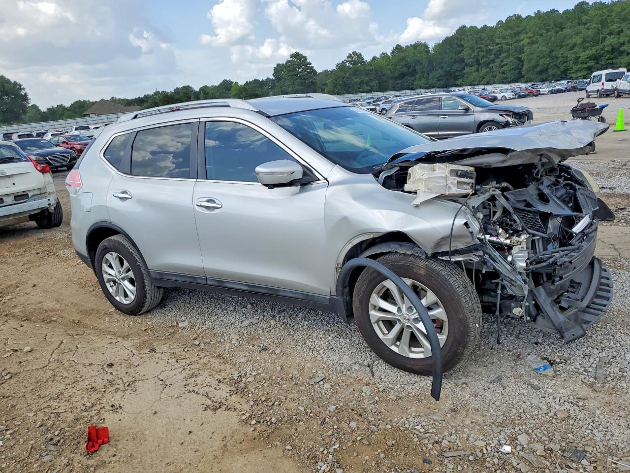 2015 Nissan Rogue Sv Silver vin: 5N1AT2ML5FC794055