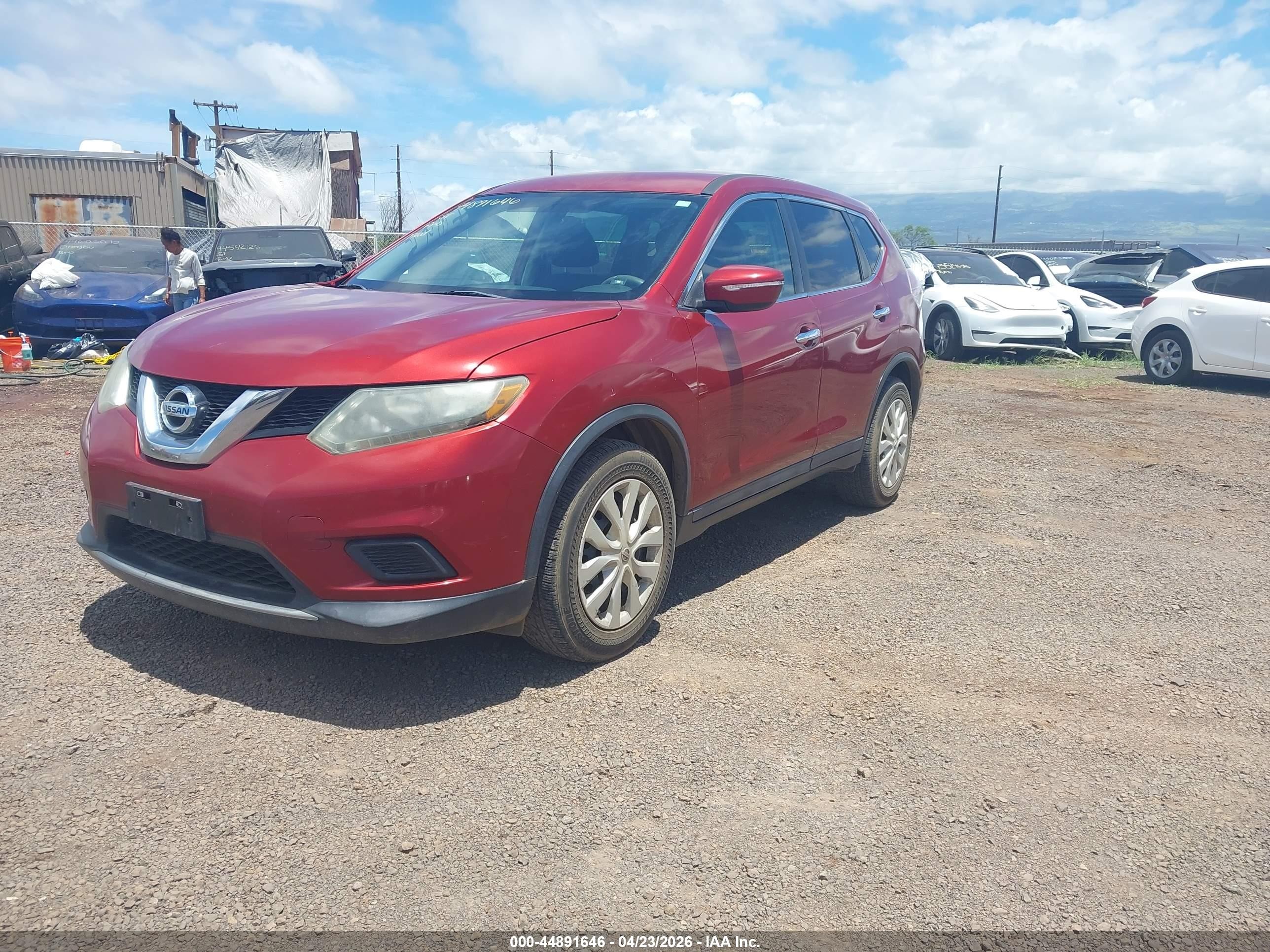 2015 Nissan Rogue S Red vin: 5N1AT2ML5FC856618