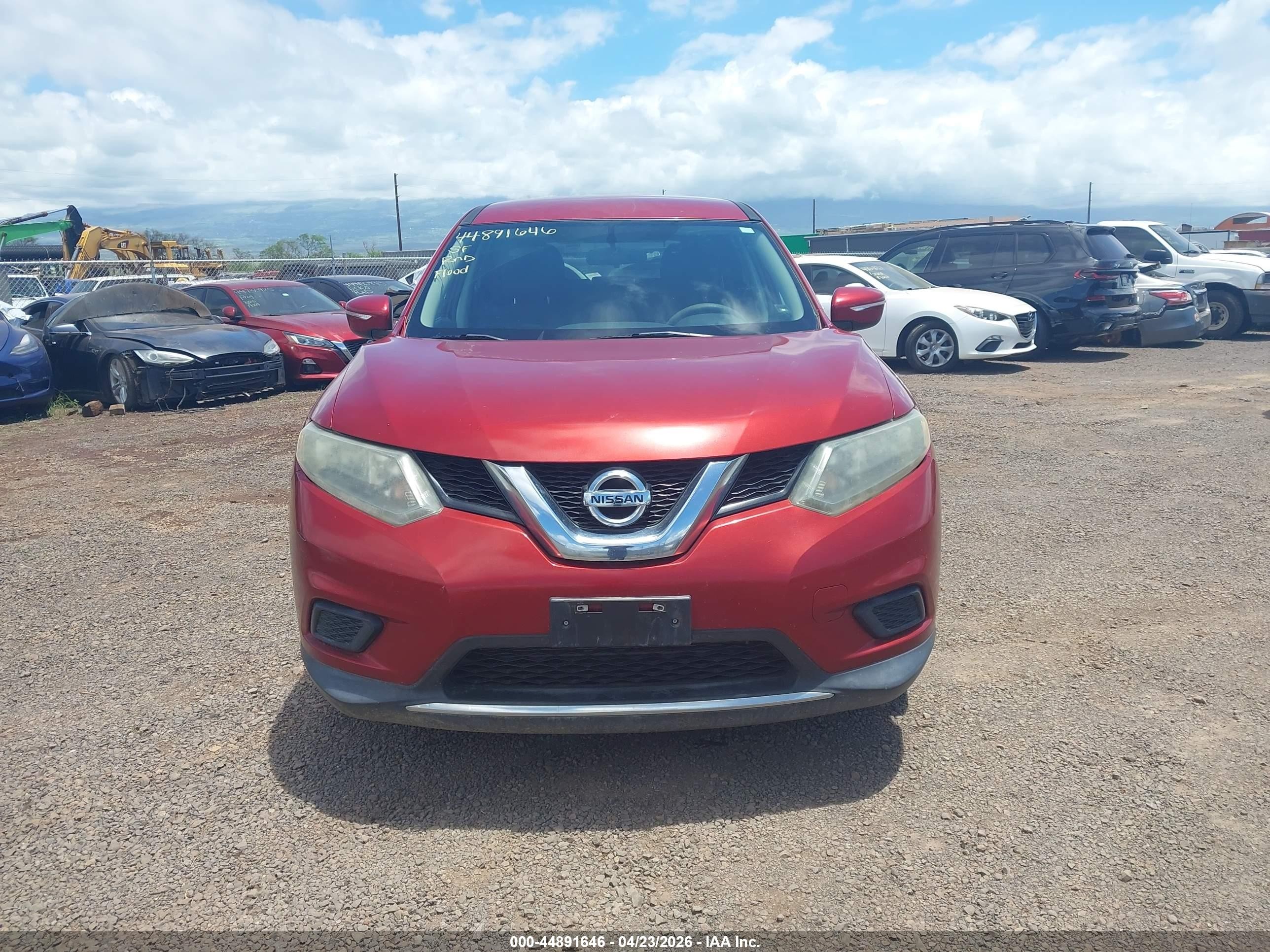 2015 Nissan Rogue S Red vin: 5N1AT2ML5FC856618