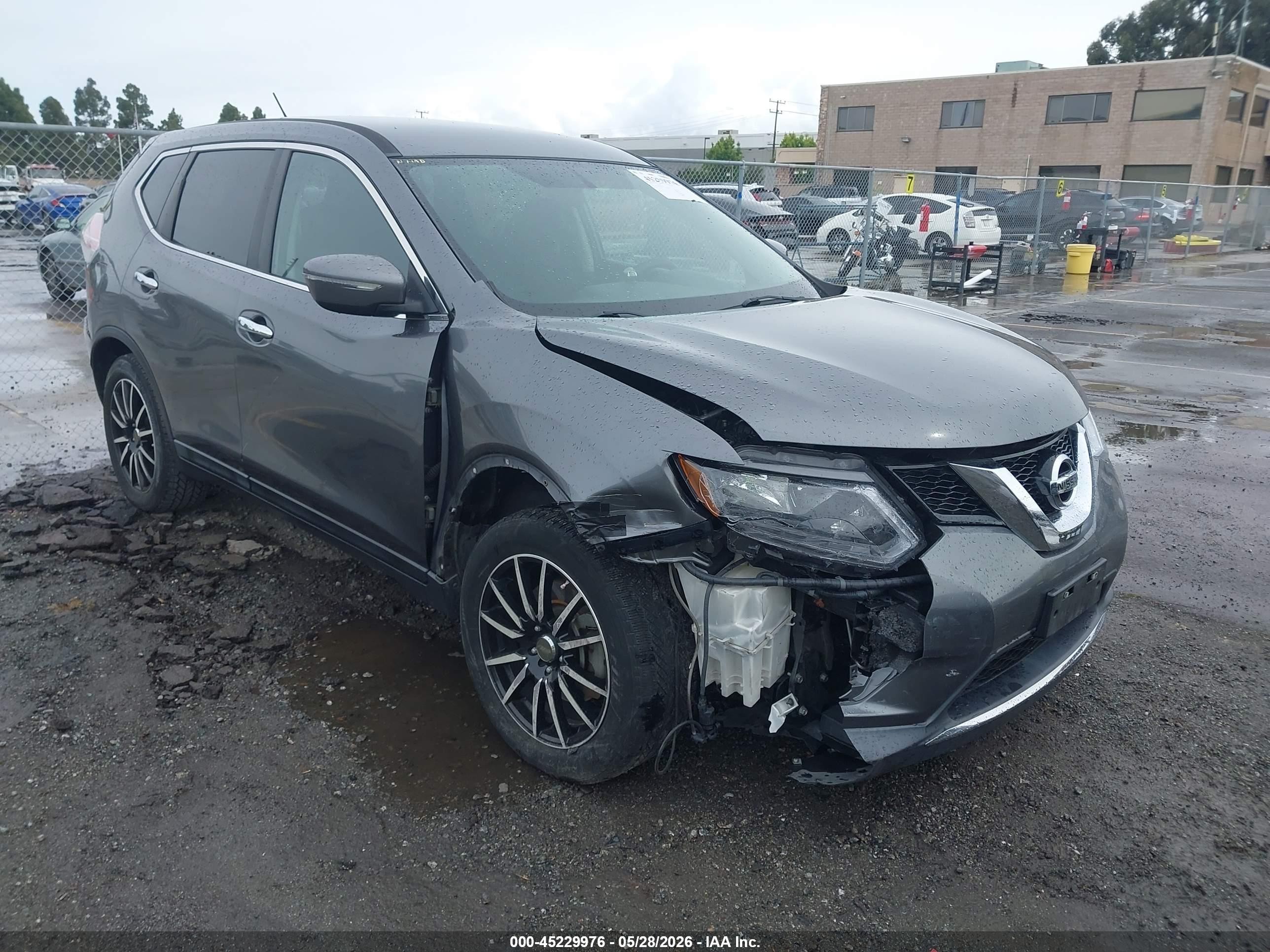 2014 Nissan Rogue S Gray vin: 5N1AT2ML7EC834425