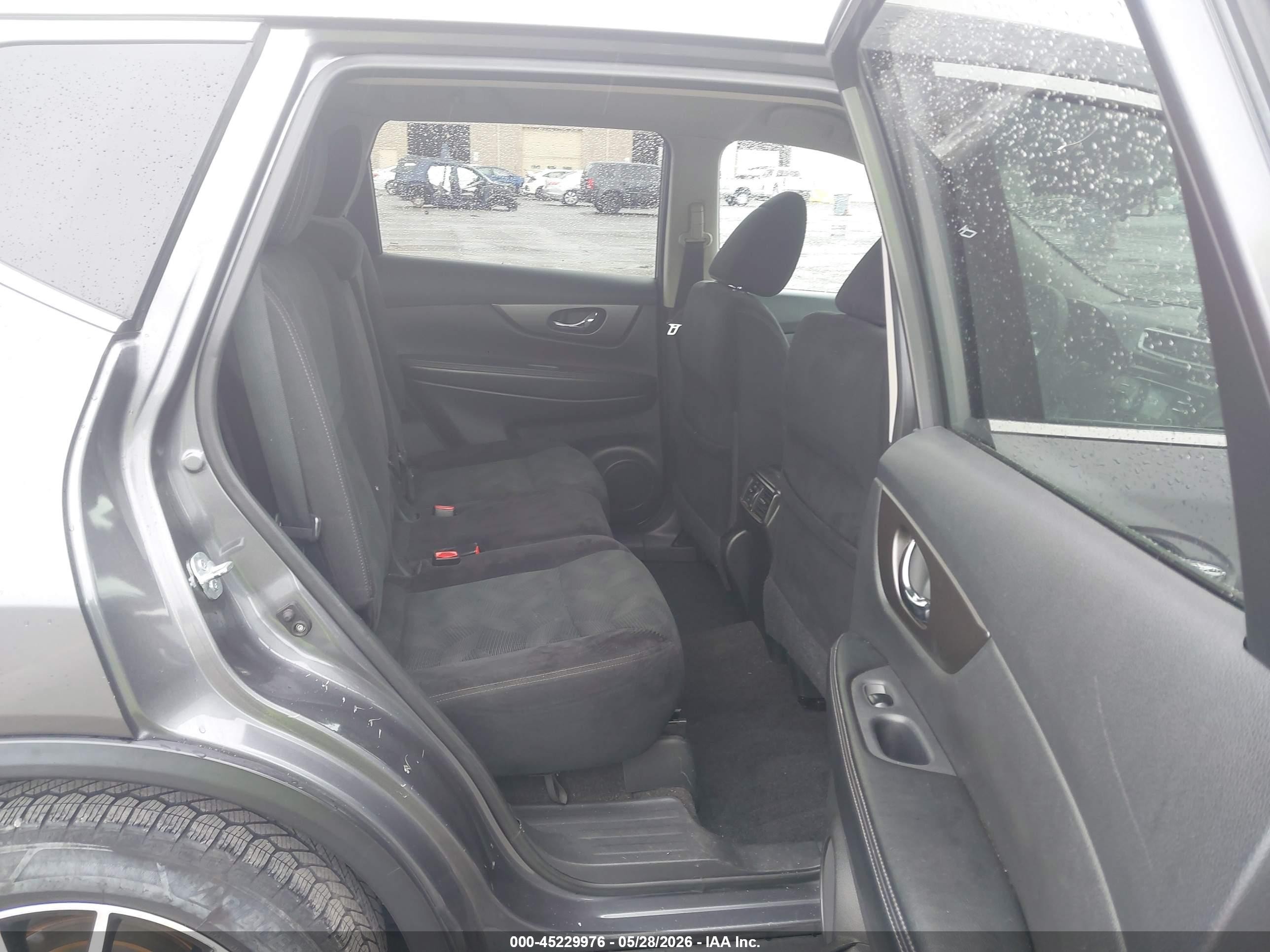 2014 Nissan Rogue S Gray vin: 5N1AT2ML7EC834425
