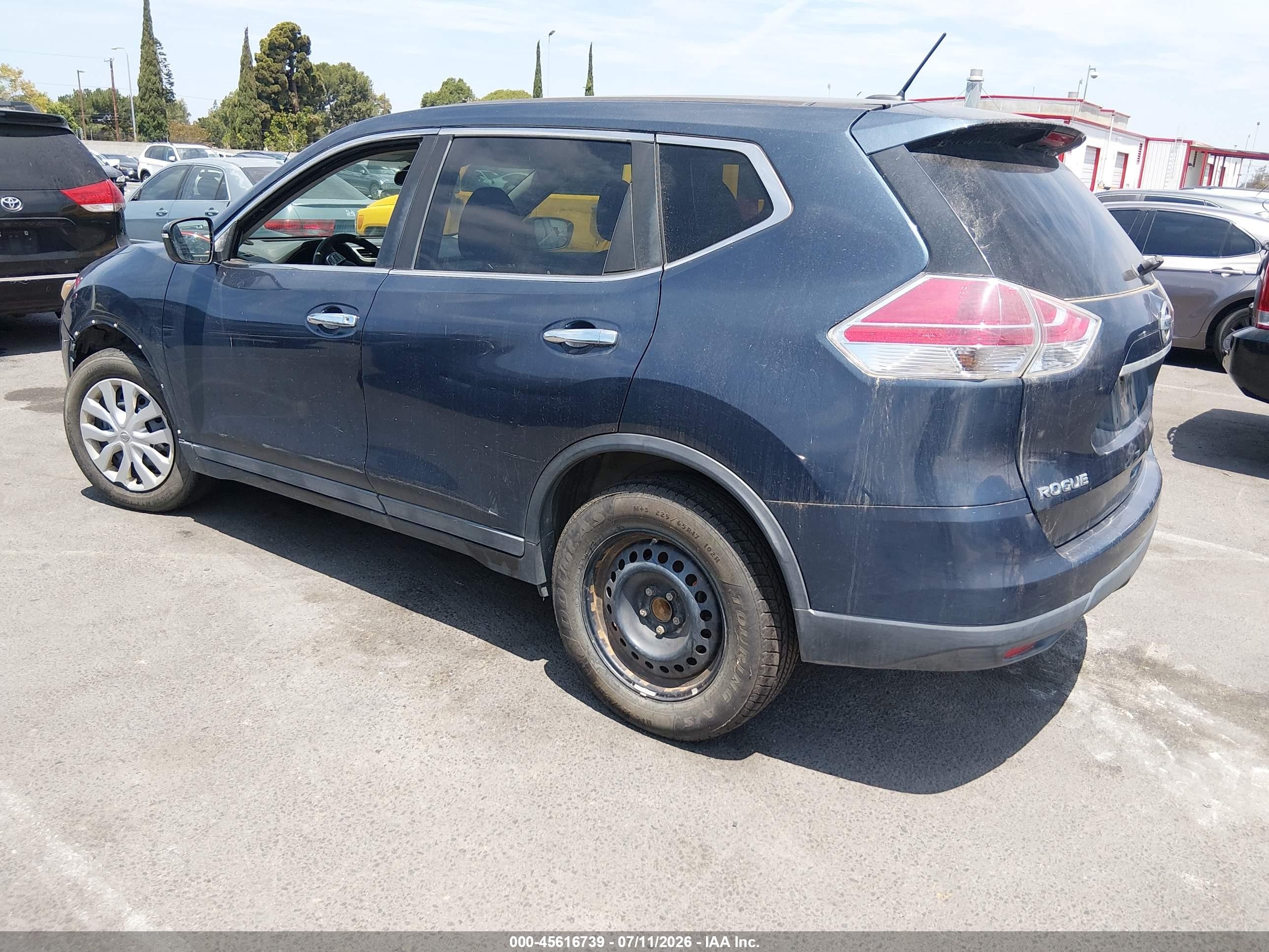 2015 Nissan Rogue S Blue vin: 5N1AT2ML7FC897882