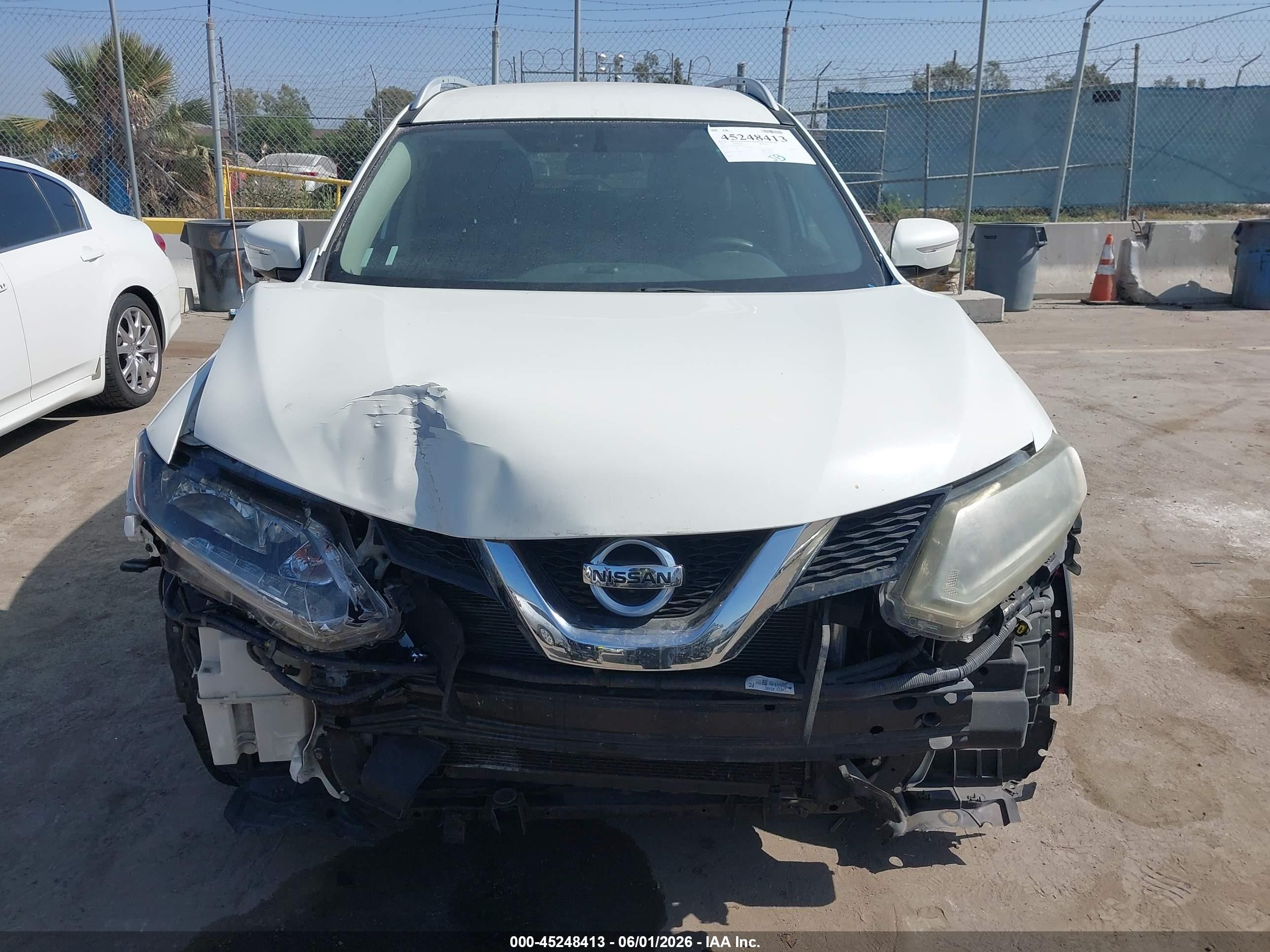 2015 Nissan Rogue Sv White vin: 5N1AT2ML8FC782577