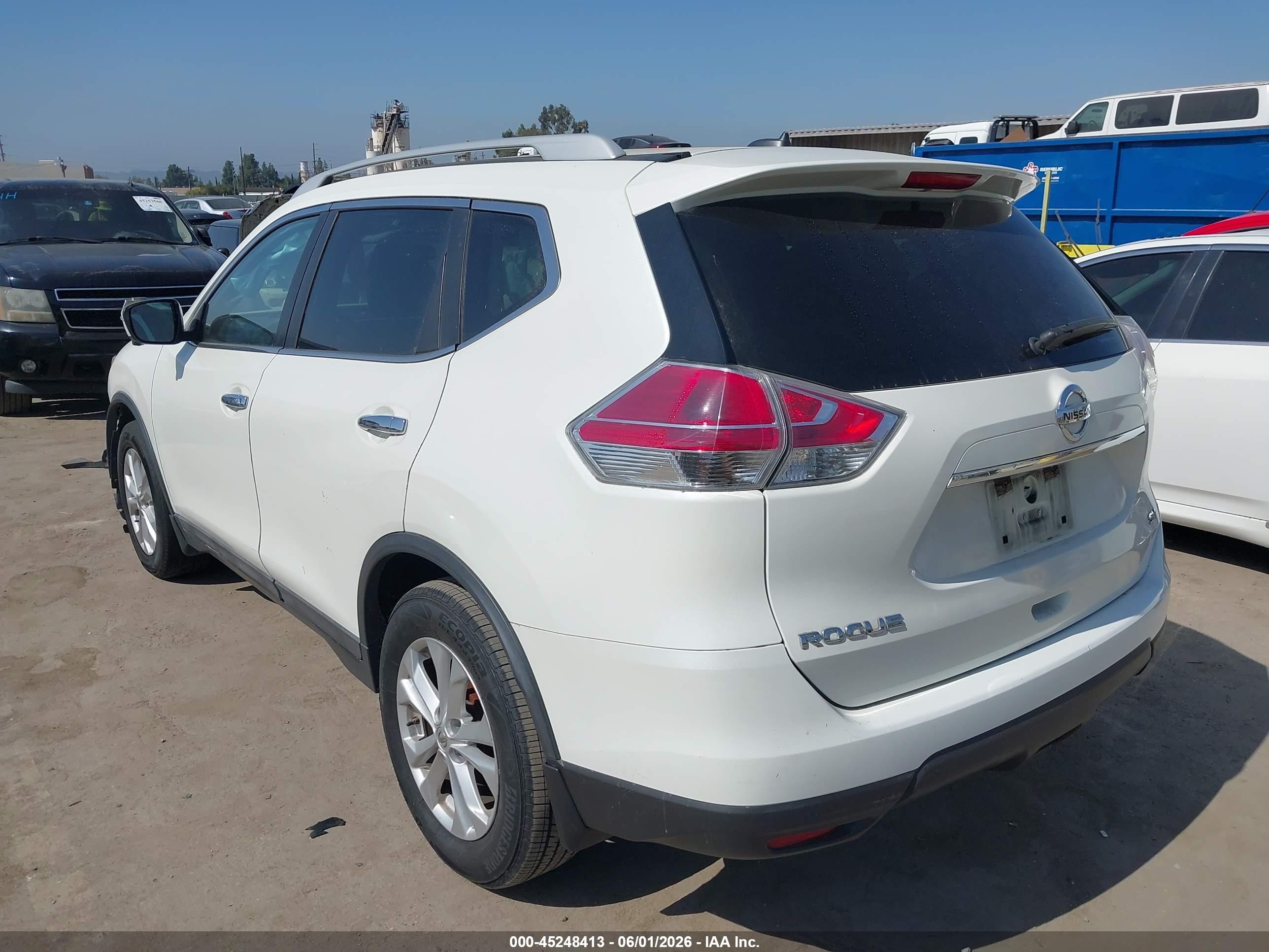 2015 Nissan Rogue Sv White vin: 5N1AT2ML8FC782577