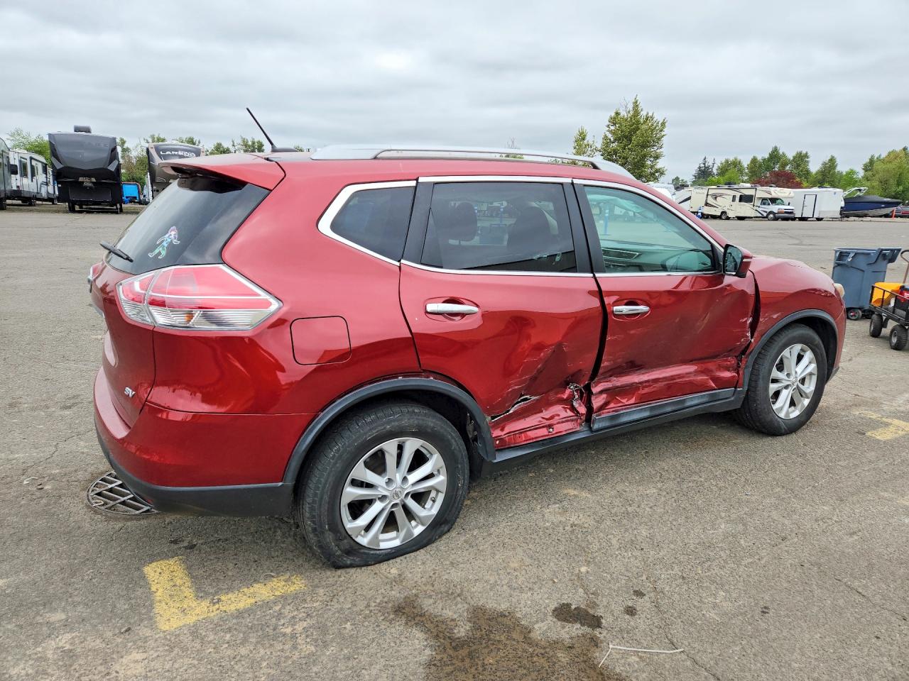2015 Nissan Rogue Sv Red vin: 5N1AT2ML8FC791618