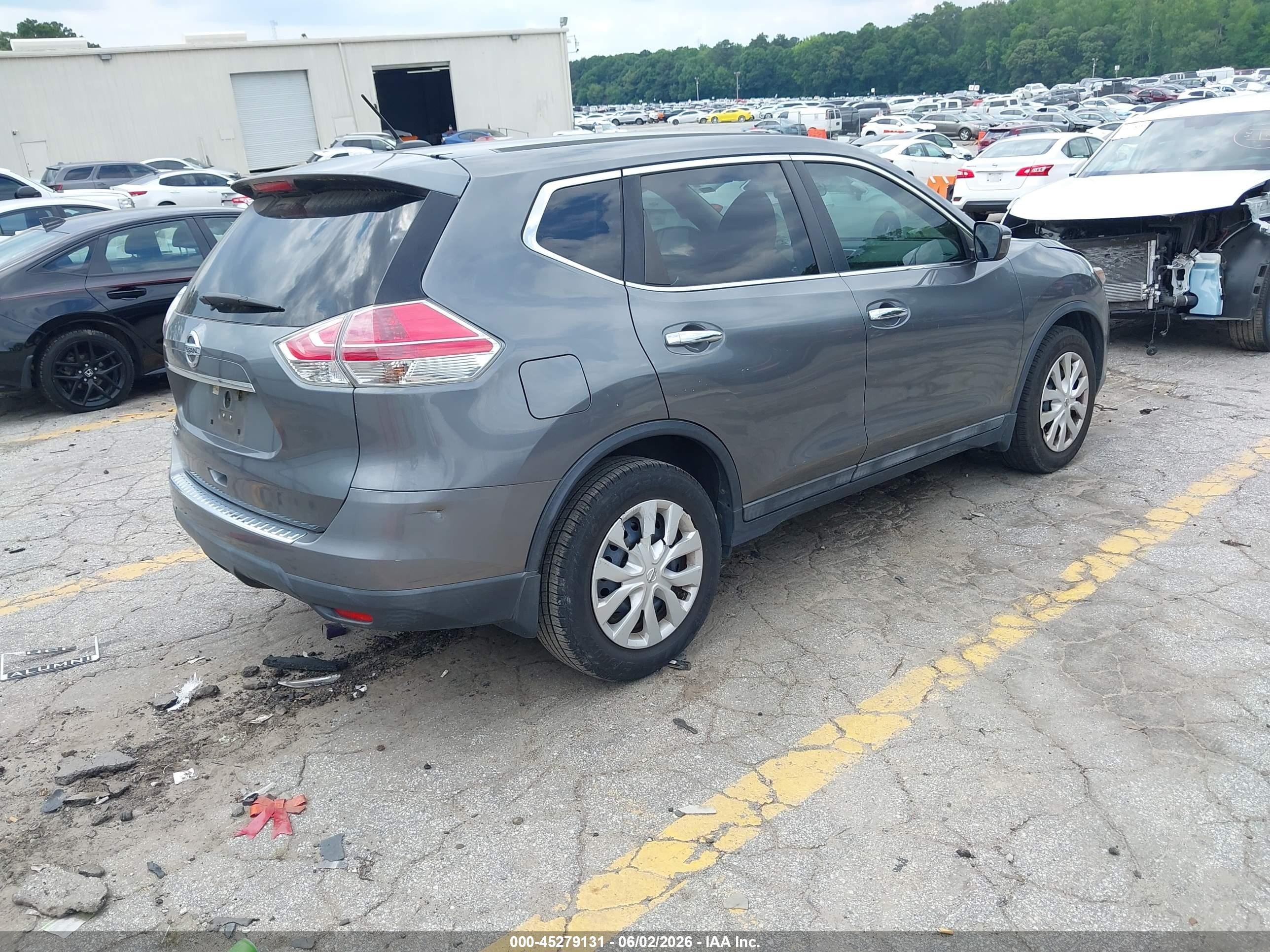 2015 Nissan Rogue S Gray vin: 5N1AT2ML8FC838355