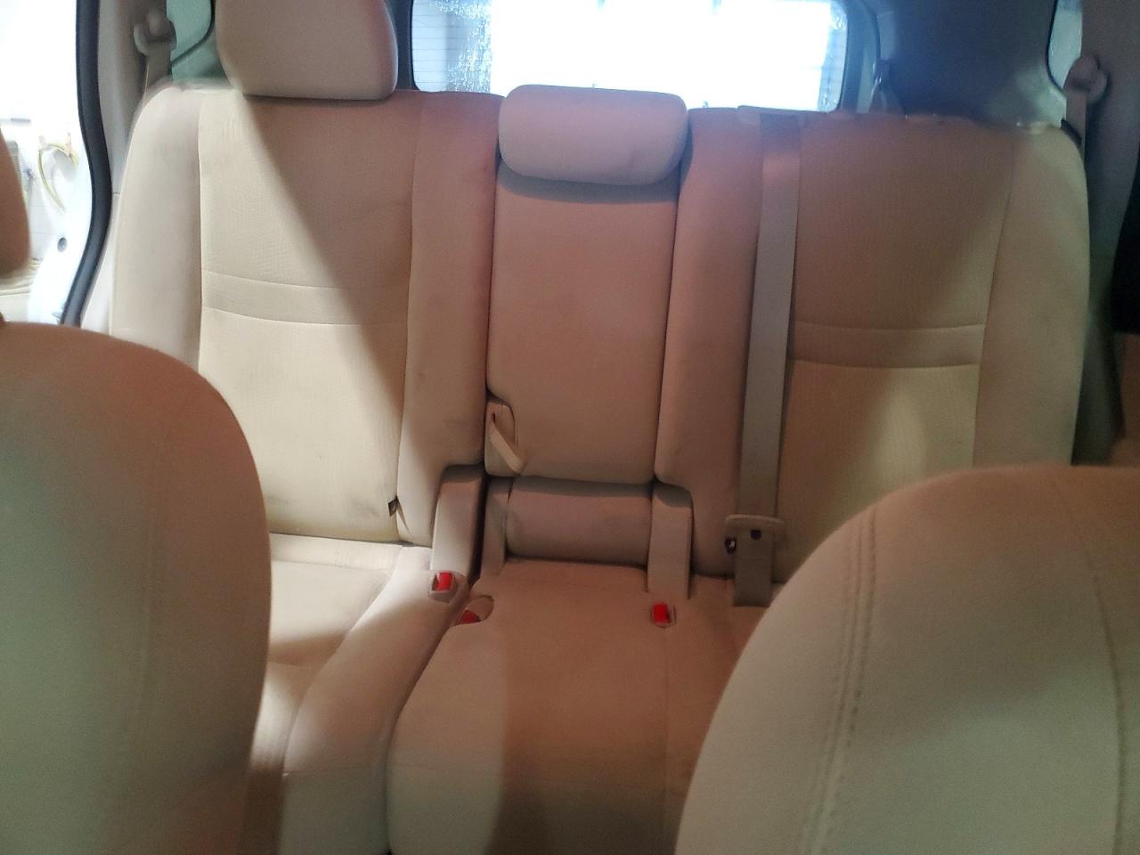 2015 Nissan Rogue S Белый vin: 5N1AT2ML8FC909814