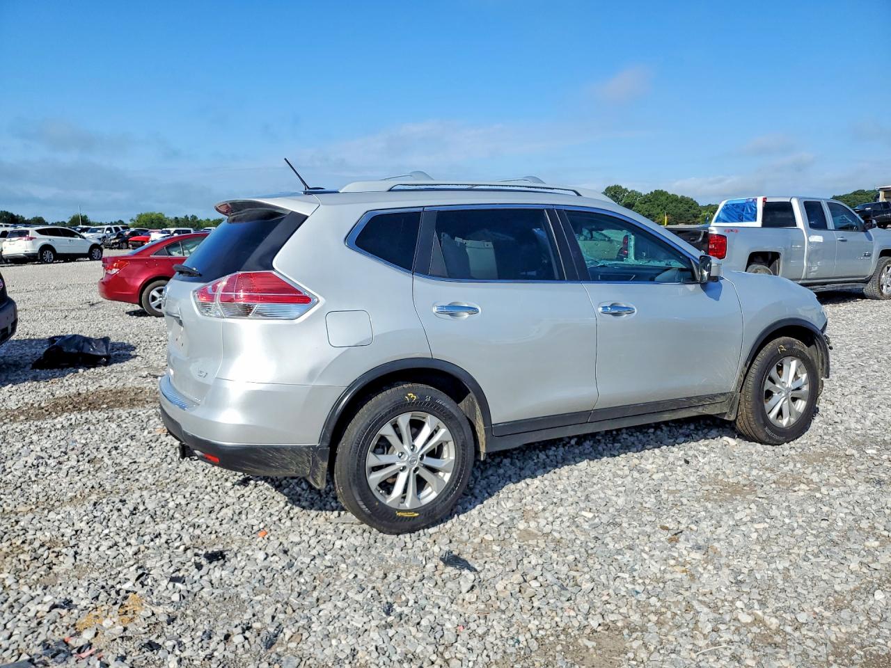 2015 Nissan Rogue Sv Silver vin: 5N1AT2ML8FC925527