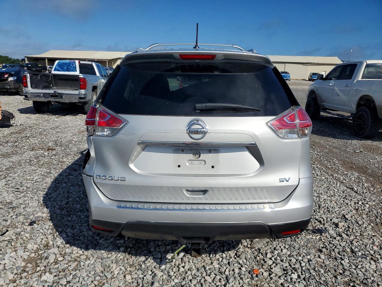 2015 Nissan Rogue Sv Silver vin: 5N1AT2ML8FC925527