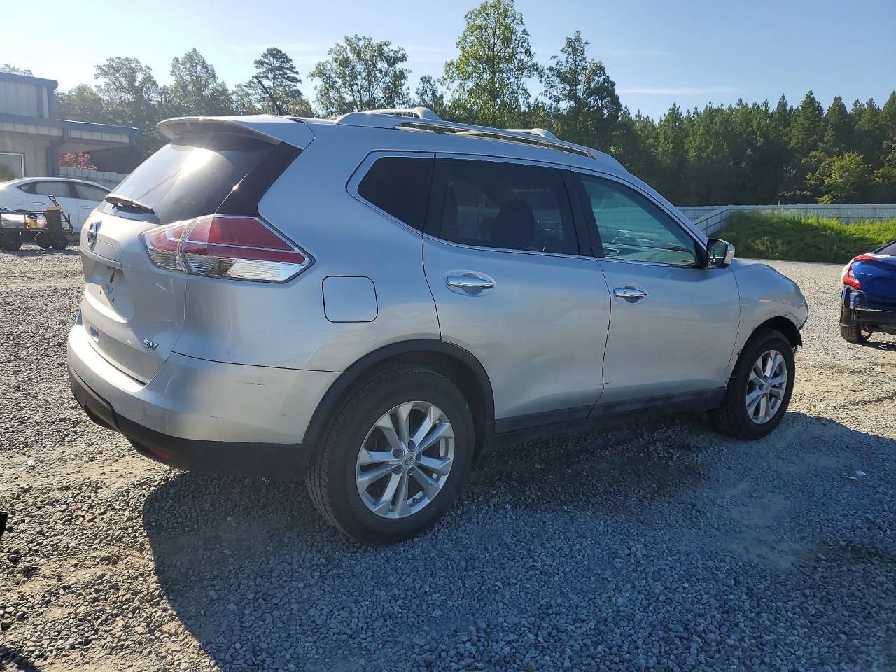 2015 Nissan Rogue Sv Серебряный vin: 5N1AT2MLXFC819161
