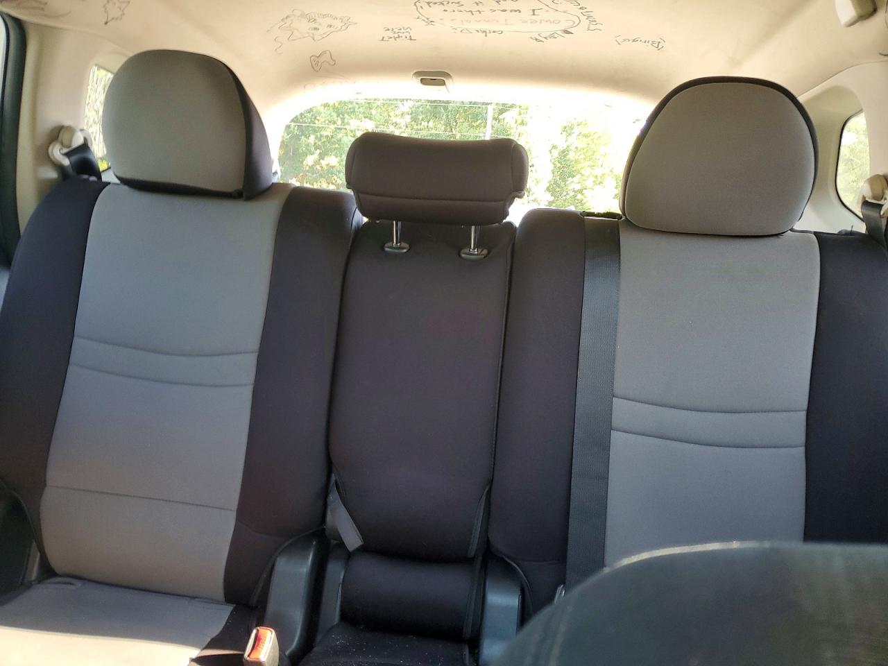 2015 Nissan Rogue Sv Серебряный vin: 5N1AT2MLXFC819161