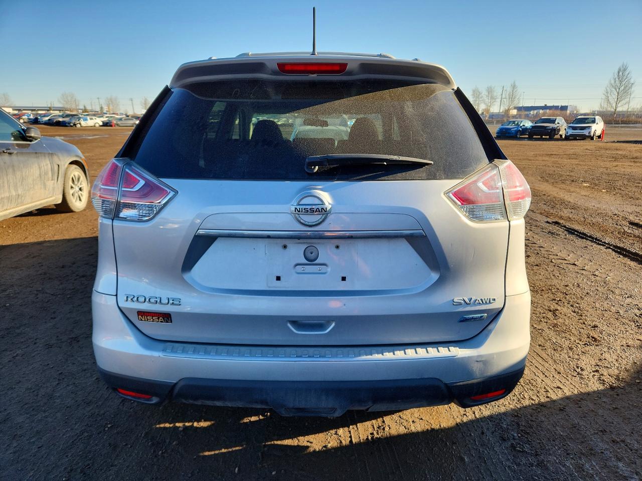 2014 Nissan Rogue S Silver vin: 5N1AT2MM1EC799504
