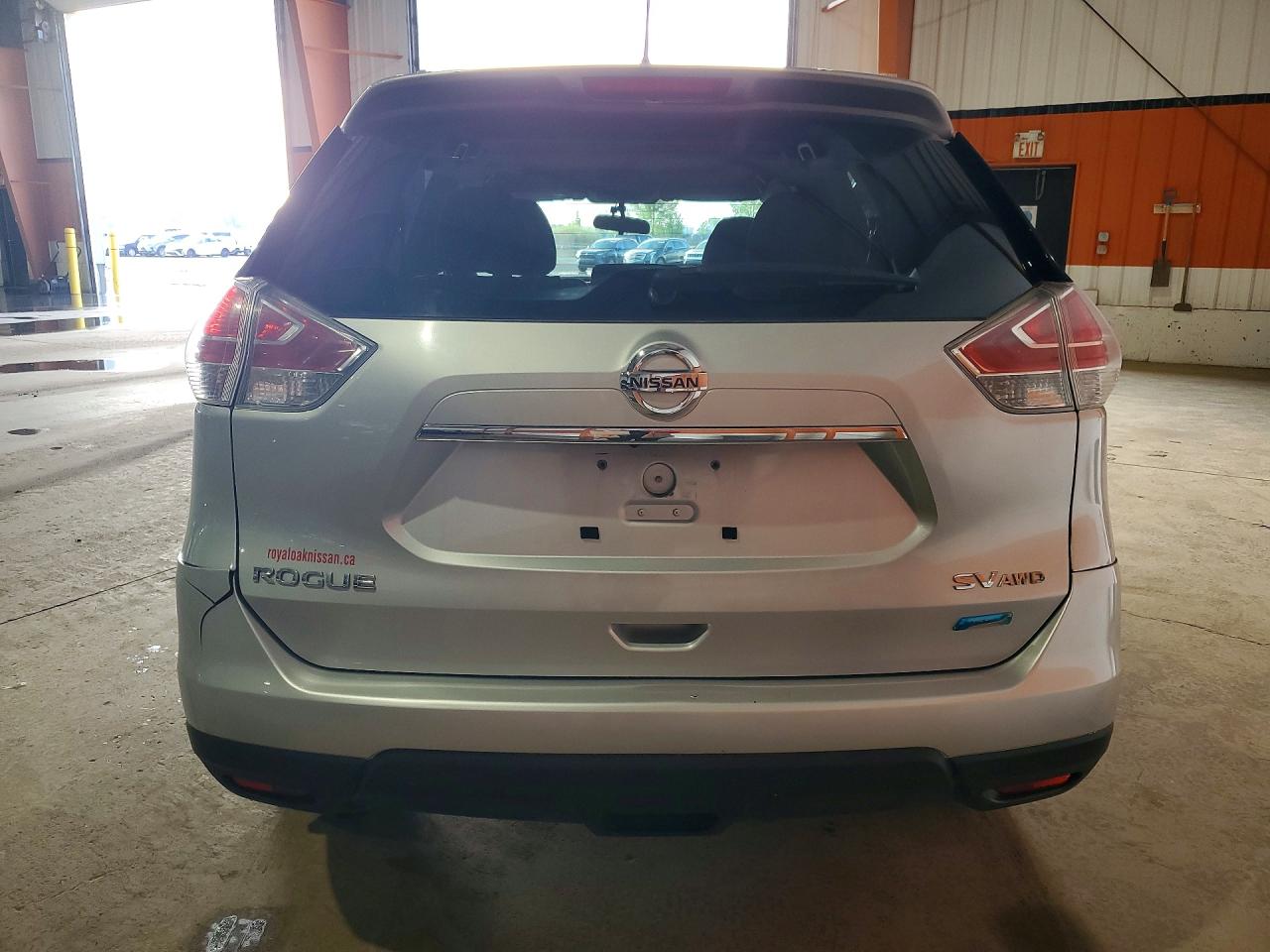 2014 Nissan Rogue S Серебряный vin: 5N1AT2MM3EC764673