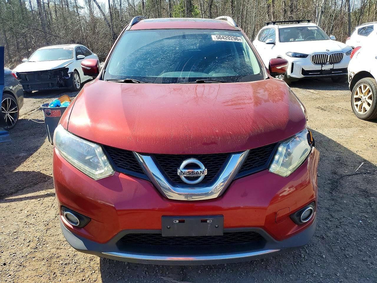 2014 Nissan Rogue S Красный vin: 5N1AT2MM8EC756536