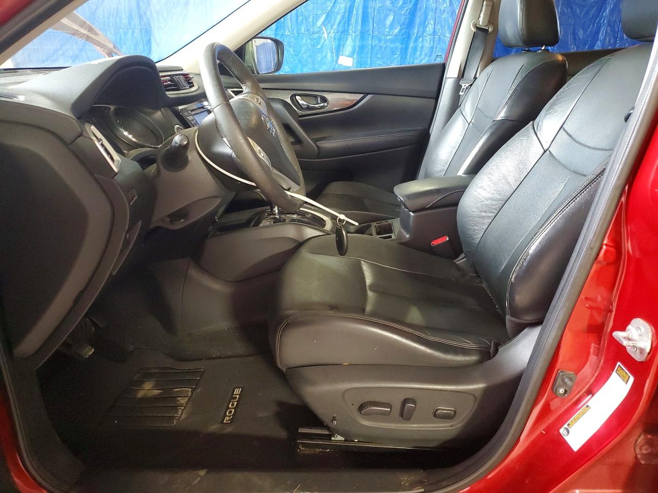 2014 Nissan Rogue S Red vin: 5N1AT2MT0EC823640